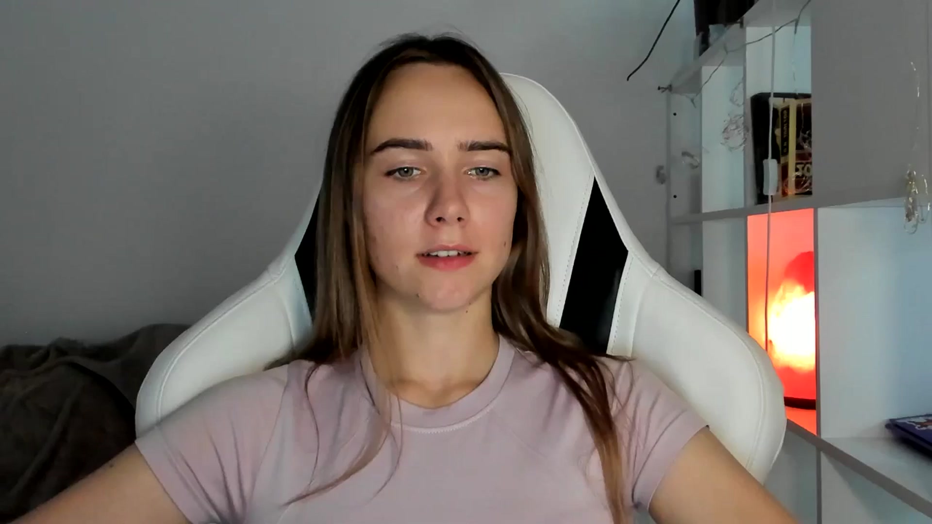 Gallery image thumbnail from OhAlisa's myfreecams stream on, 07/29/2025, 16:58 image 10 of 20