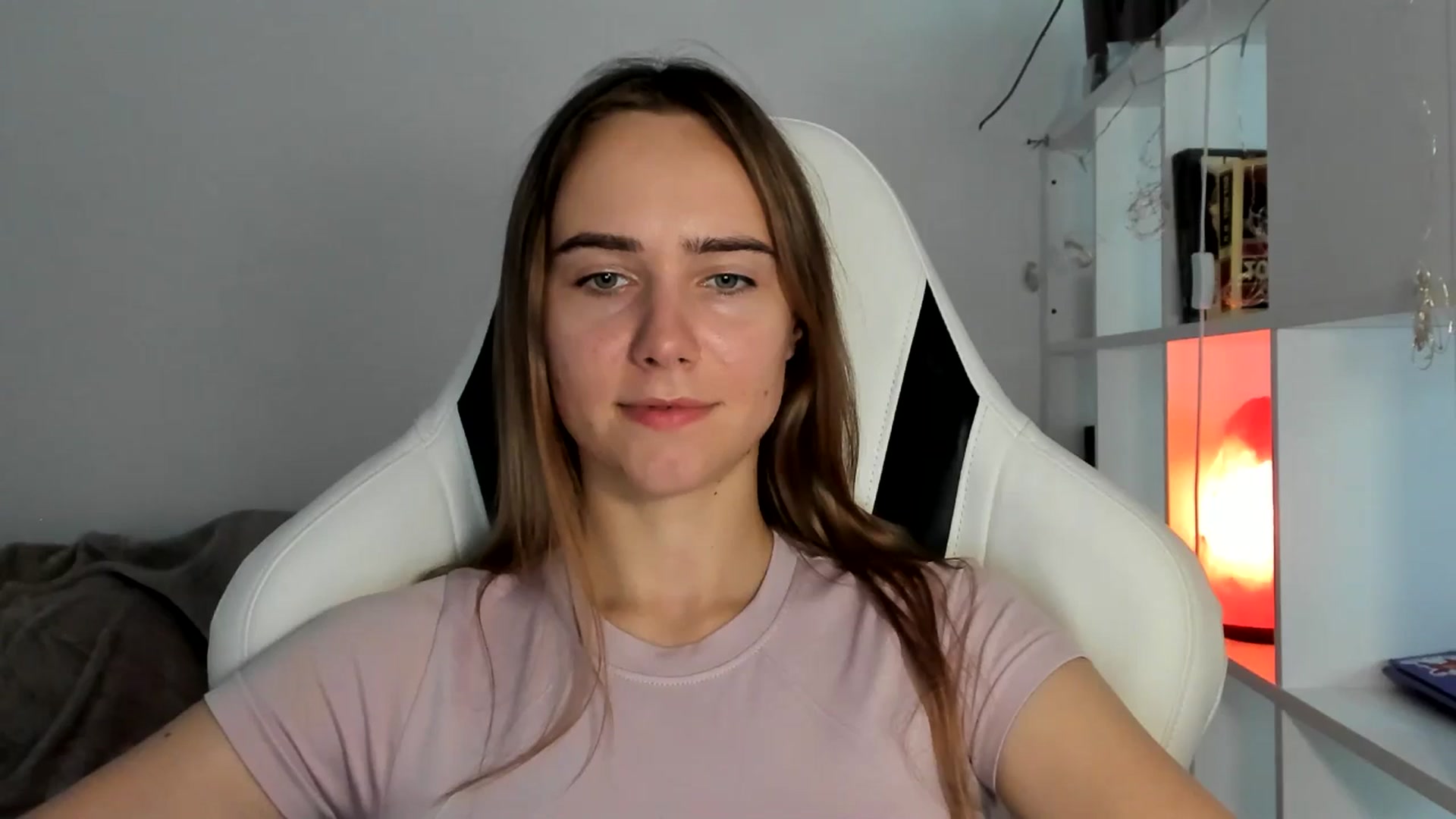 Gallery image thumbnail from OhAlisa's myfreecams stream on, 07/29/2025, 16:58 image 9 of 20