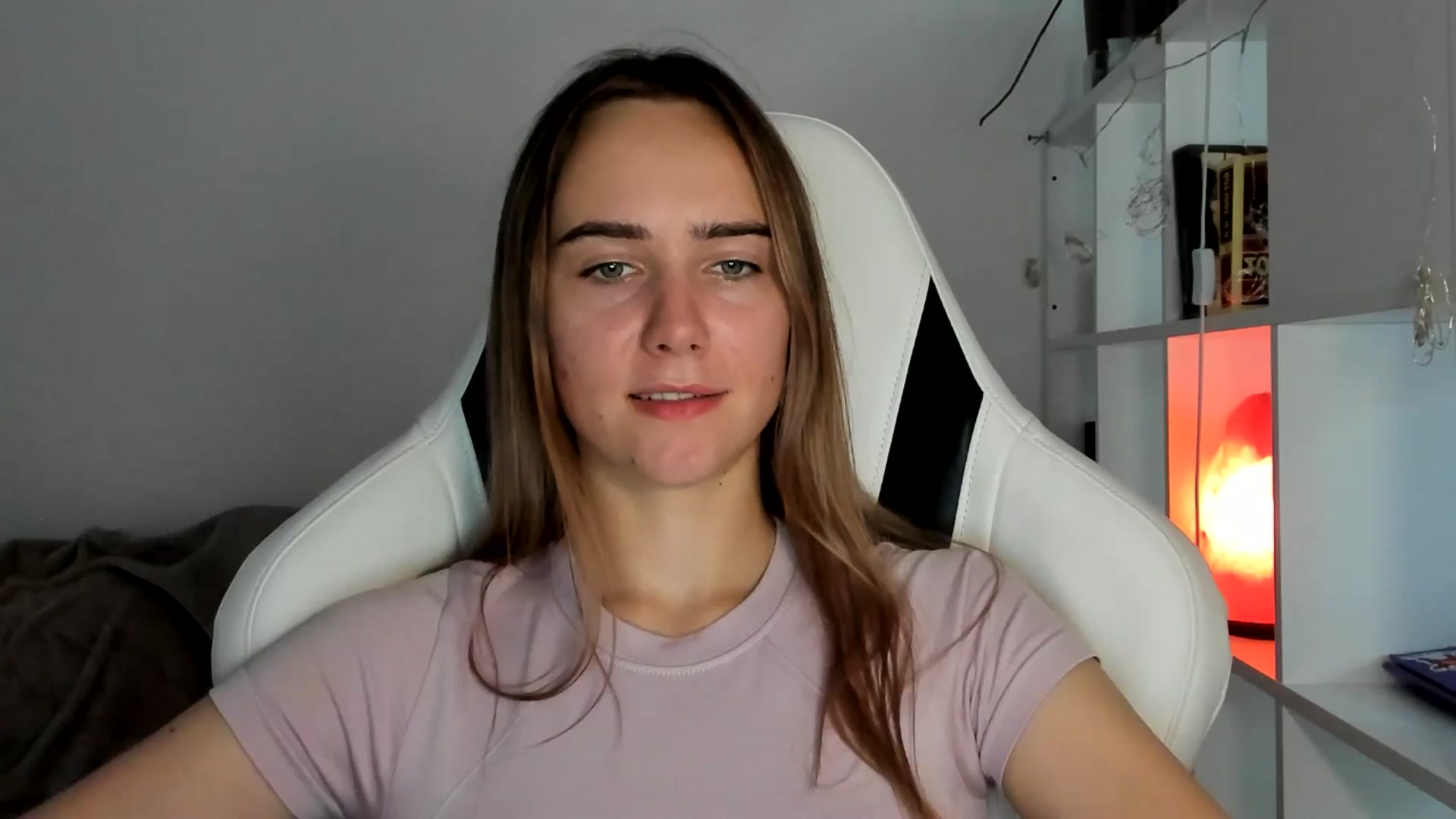 Gallery image thumbnail from OhAlisa's myfreecams stream on, 07/29/2025, 16:58 image 6 of 20