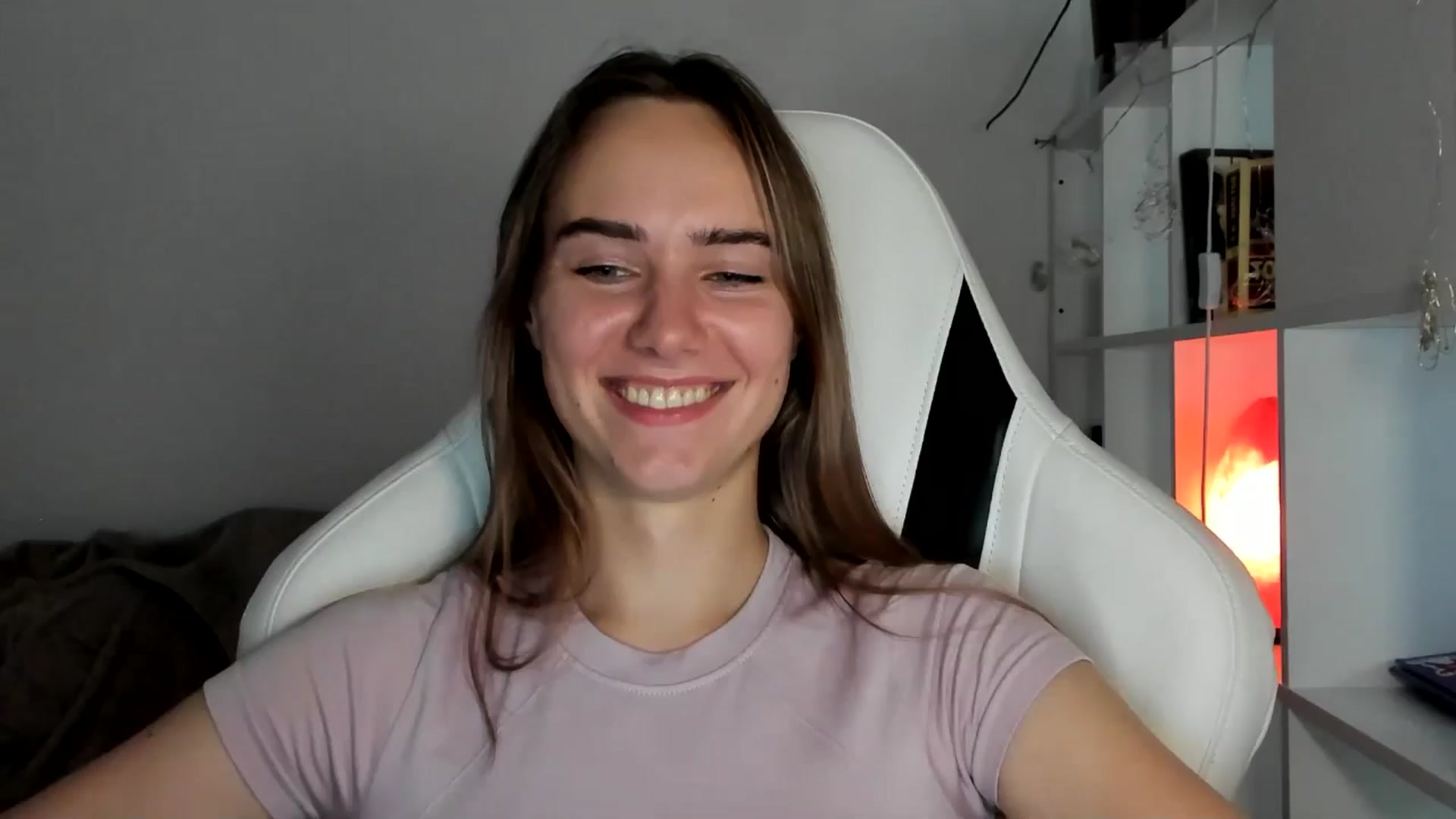 Gallery image thumbnail from OhAlisa's myfreecams stream on, 07/29/2025, 17:51 image 3 of 20