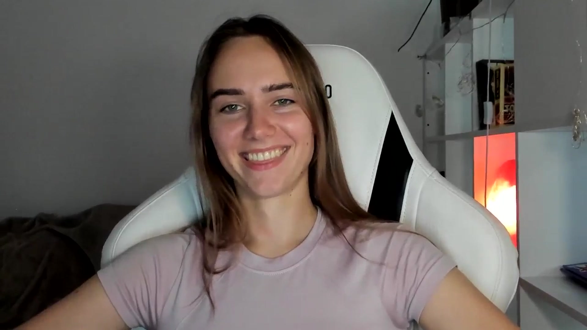 Gallery image thumbnail from OhAlisa's myfreecams stream on, 07/29/2025, 17:51 image 8 of 20