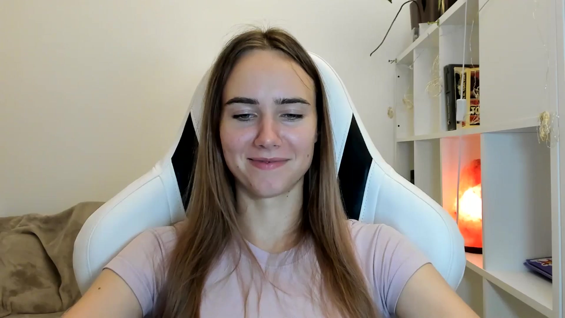 Gallery image thumbnail from OhAlisa's myfreecams stream on, 07/29/2025, 21:25 image 9 of 20