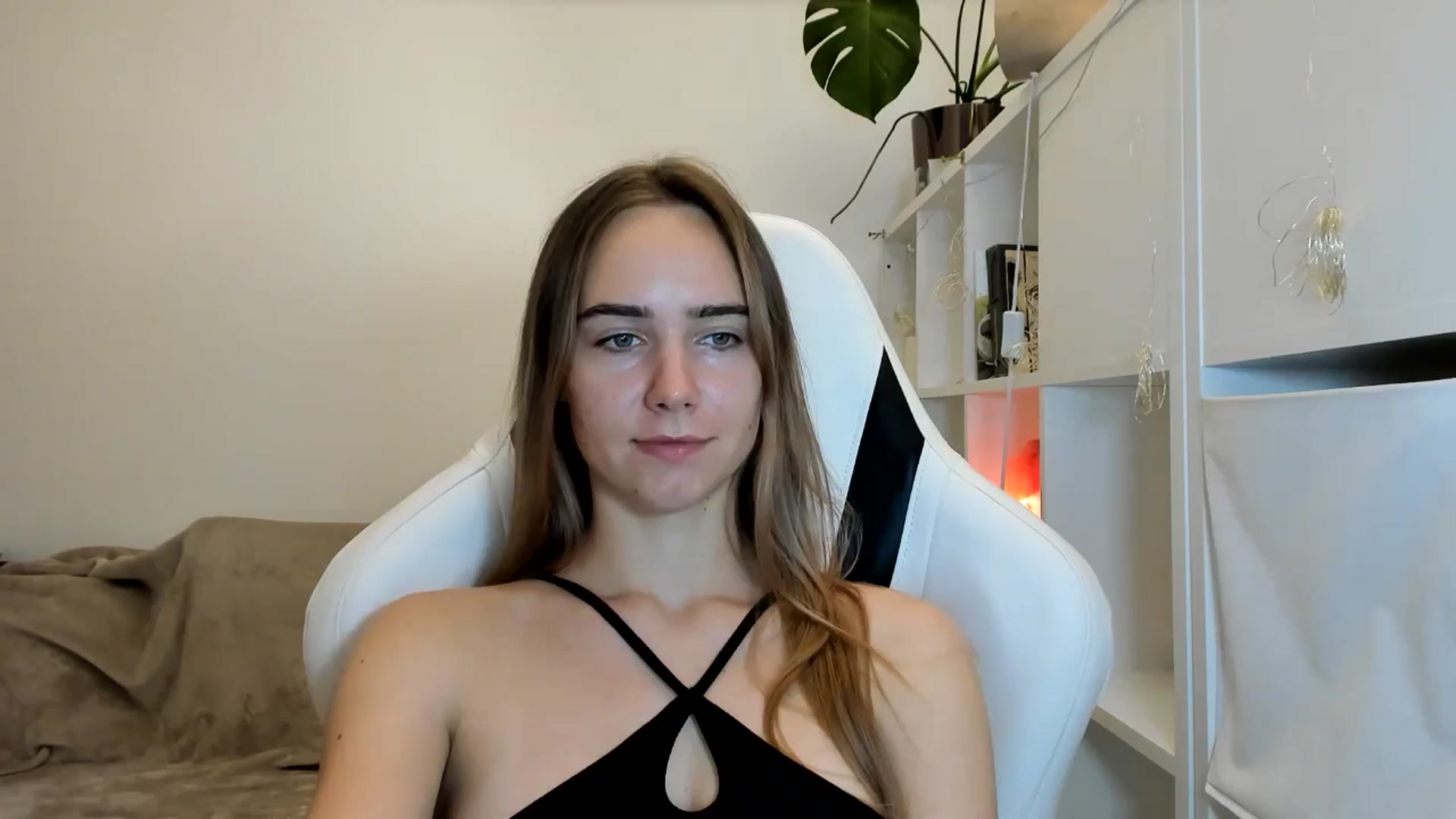 Gallery image thumbnail from OhAlisa's myfreecams stream on, 07/30/2025, 19:01 image 9 of 20