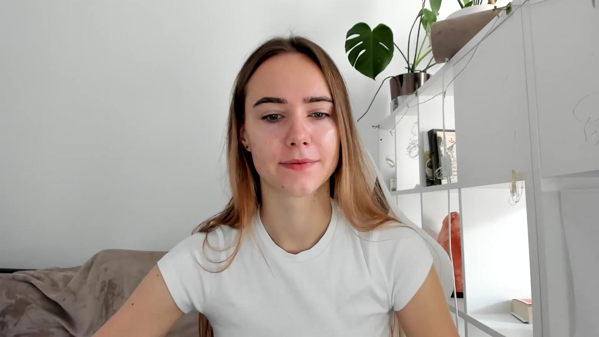 Gallery image thumbnail from OhAlisa's myfreecams stream on, 08/01/2025, 10:08 image 1 of 20