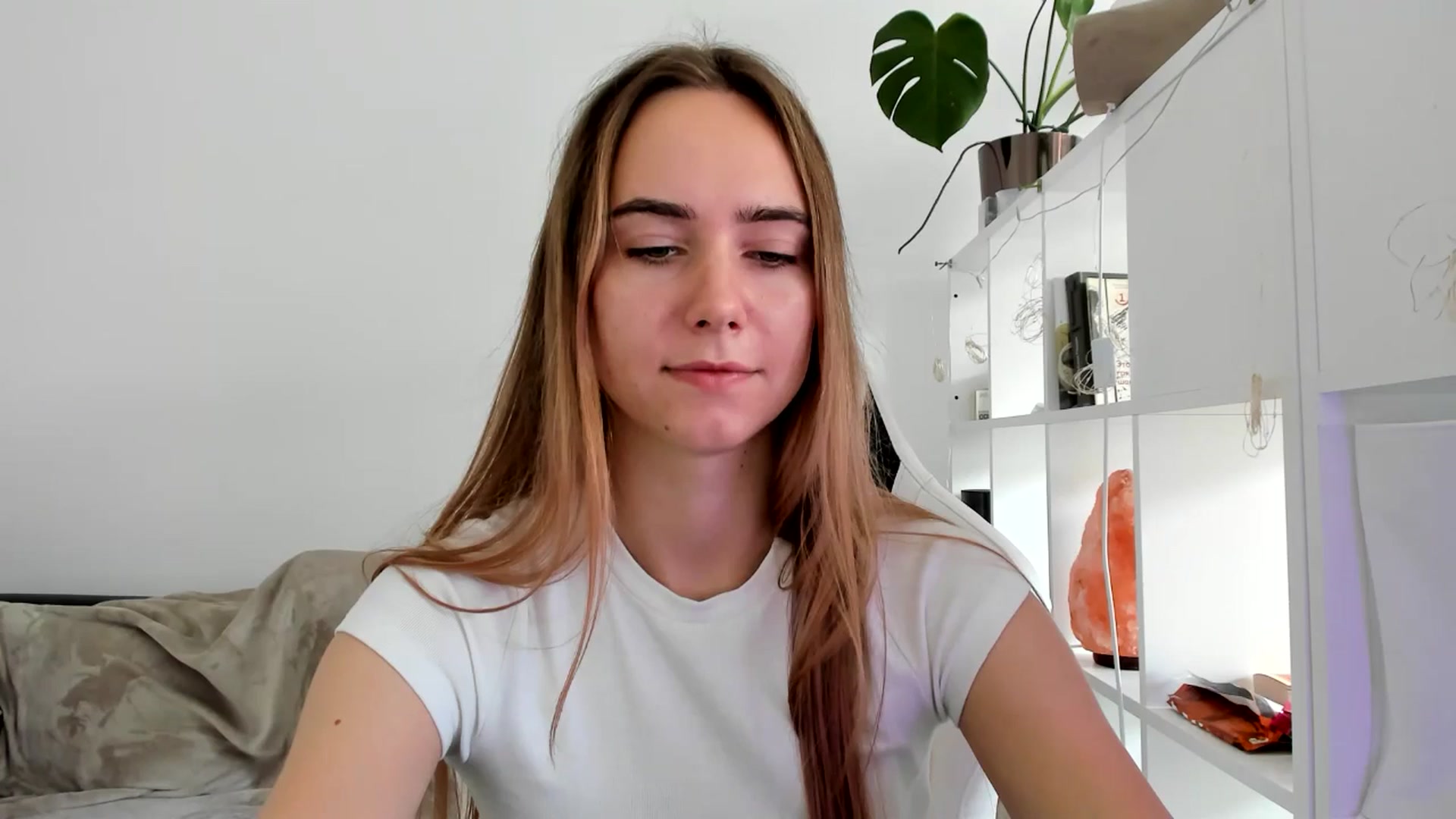 Gallery image thumbnail from OhAlisa's myfreecams stream on, 08/01/2025, 13:01 image 13 of 20