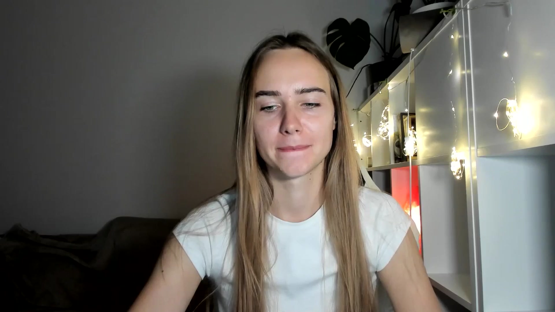 Gallery image thumbnail from OhAlisa's myfreecams stream on, 08/02/2025, 19:06 image 6 of 20