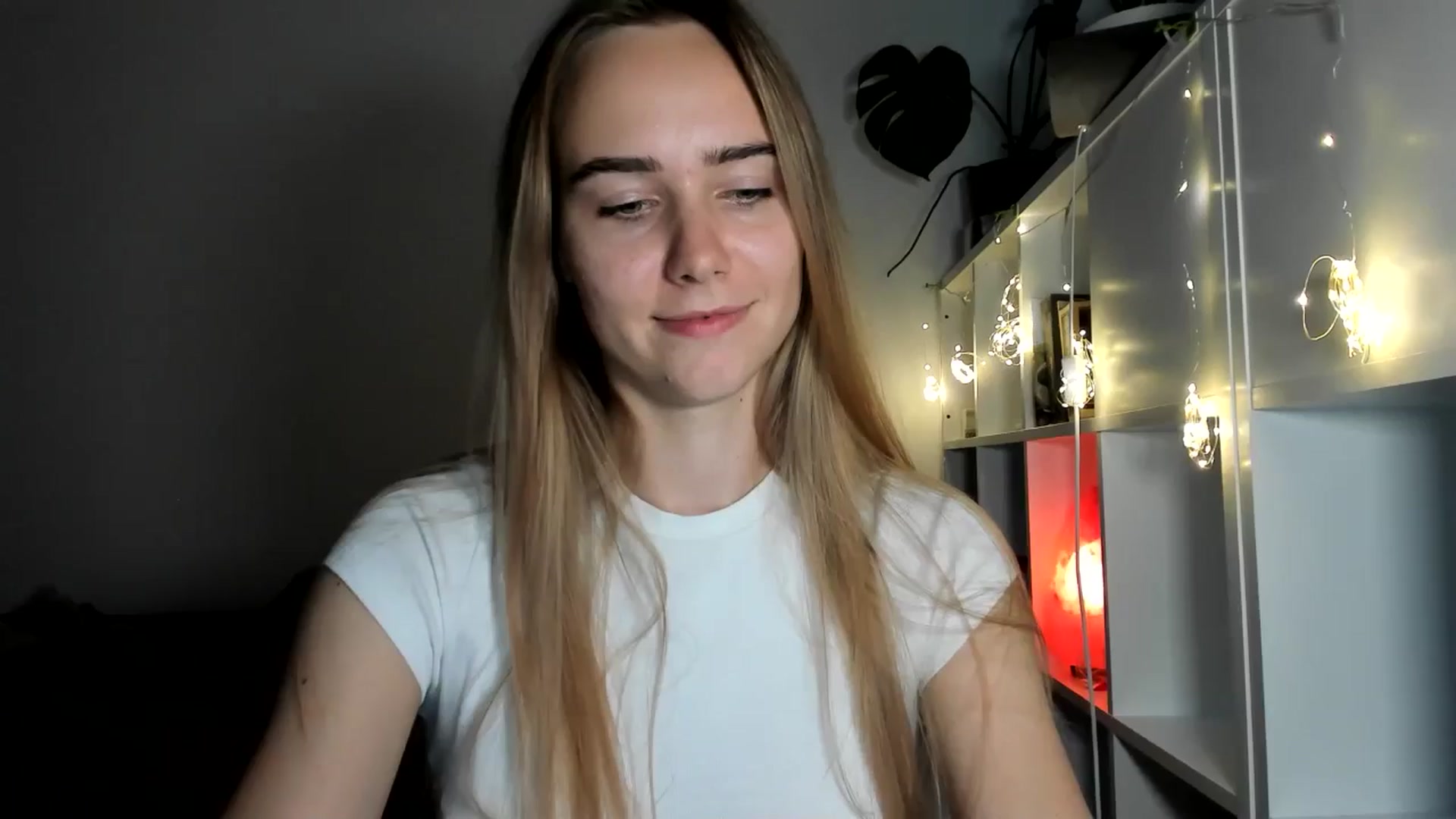 Gallery image thumbnail from OhAlisa's myfreecams stream on, 08/02/2025, 19:06 image 1 of 20