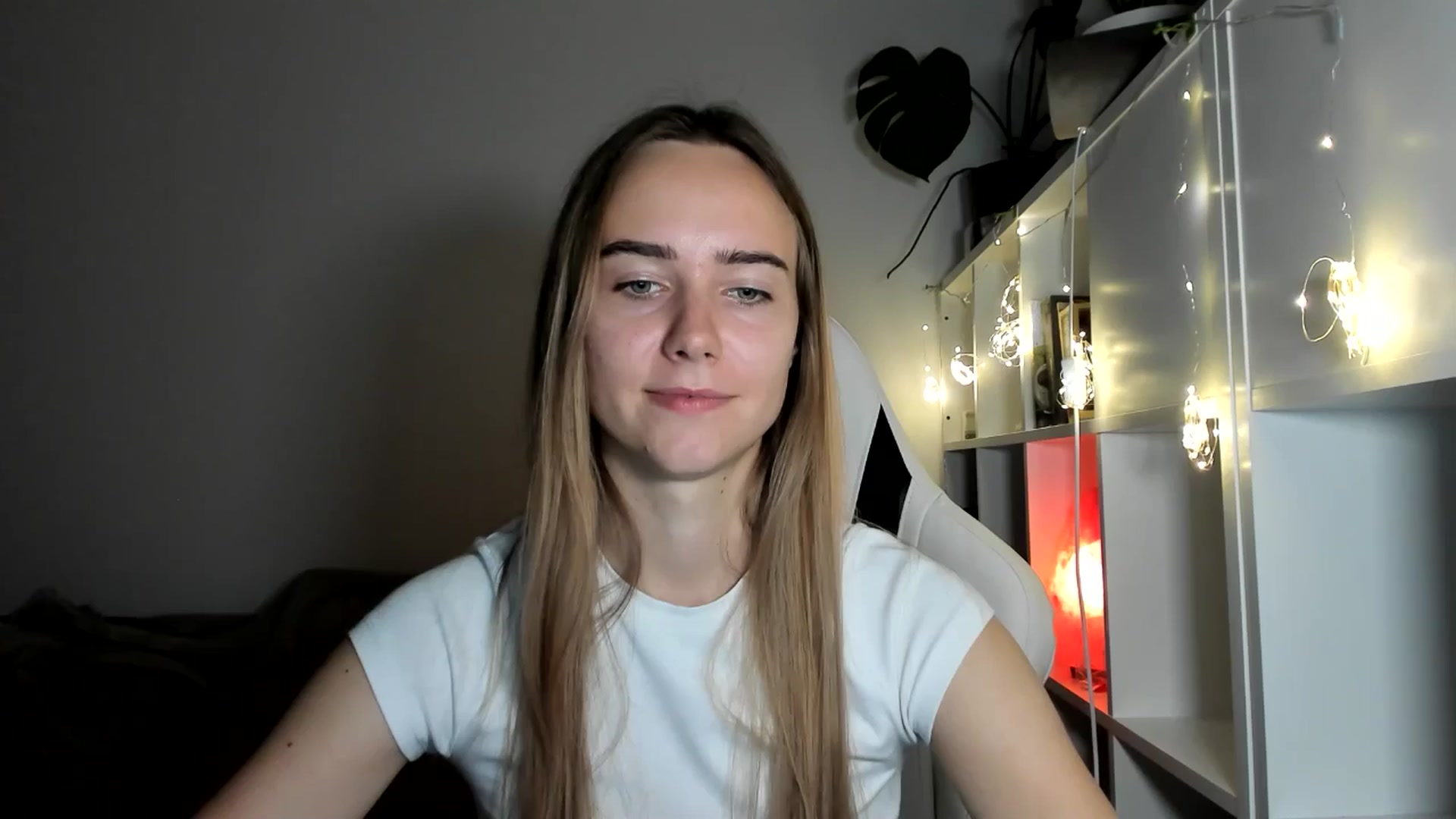 Gallery image thumbnail from OhAlisa's myfreecams stream on, 08/02/2025, 19:06 image 17 of 20
