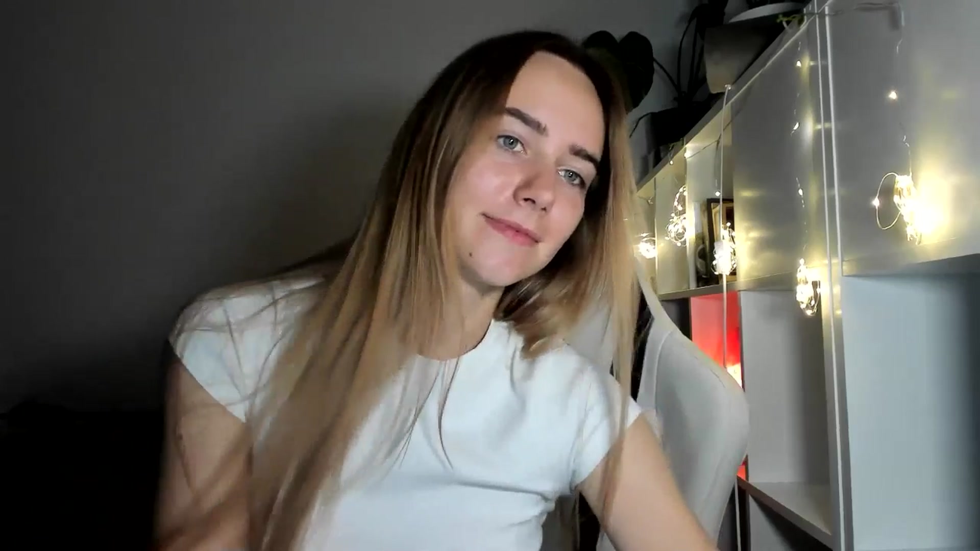 Gallery image thumbnail from OhAlisa's myfreecams stream on, 08/02/2025, 19:06 image 5 of 20
