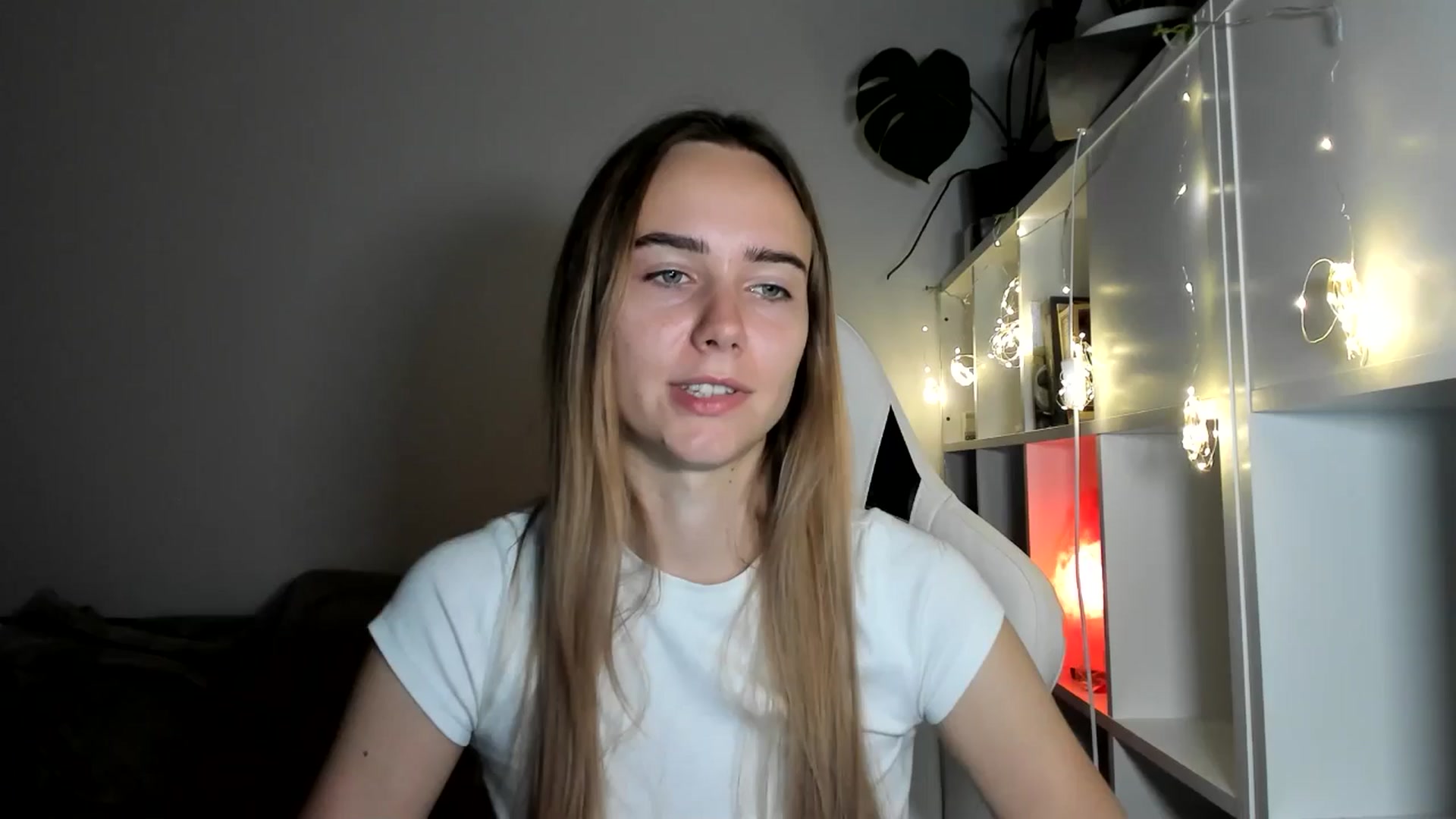 Gallery image thumbnail from OhAlisa's myfreecams stream on, 08/02/2025, 19:06 image 18 of 20