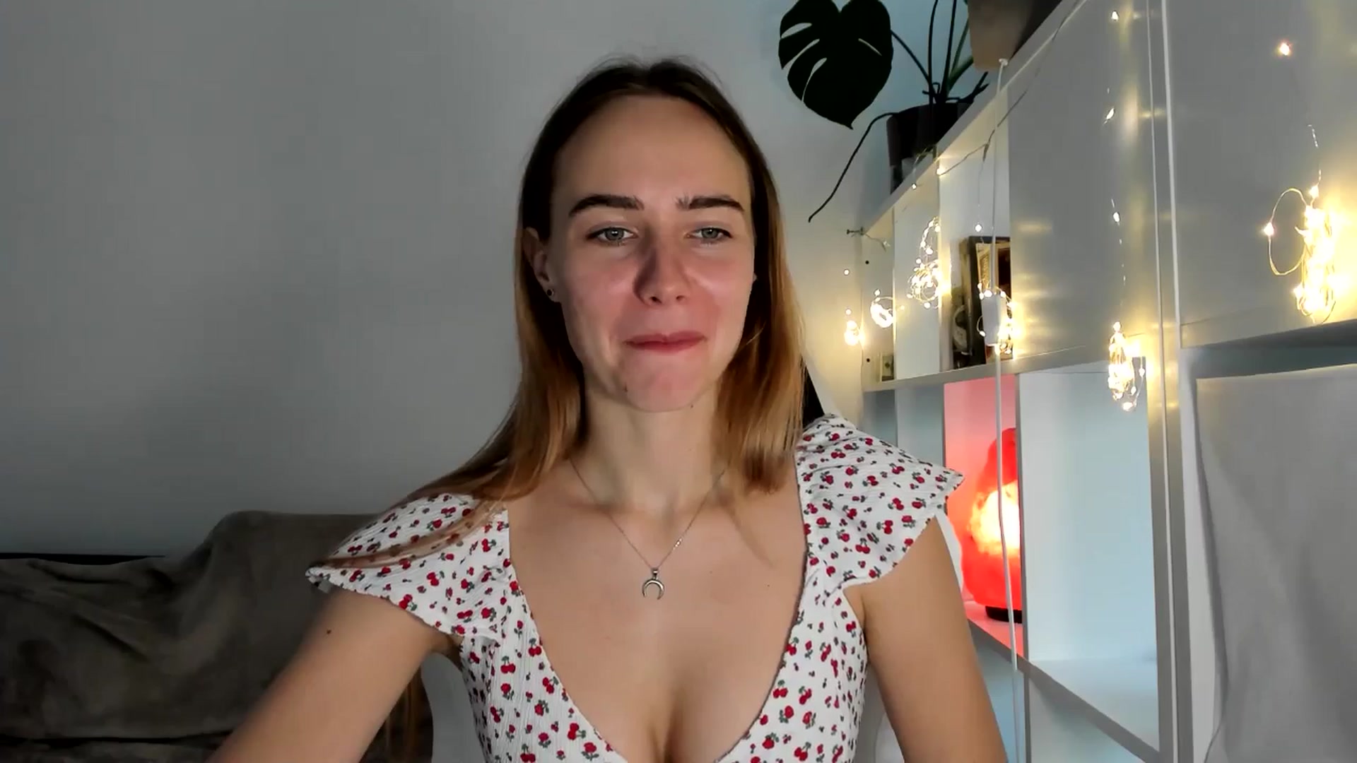 Gallery image thumbnail from OhAlisa's myfreecams stream on, 08/04/2025, 17:29 image 4 of 20