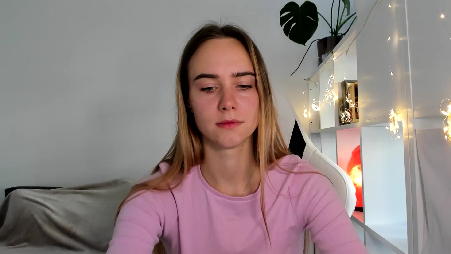 Gallery image thumbnail from OhAlisa's myfreecams stream on, 08/05/2025, 16:14 image 14 of 20