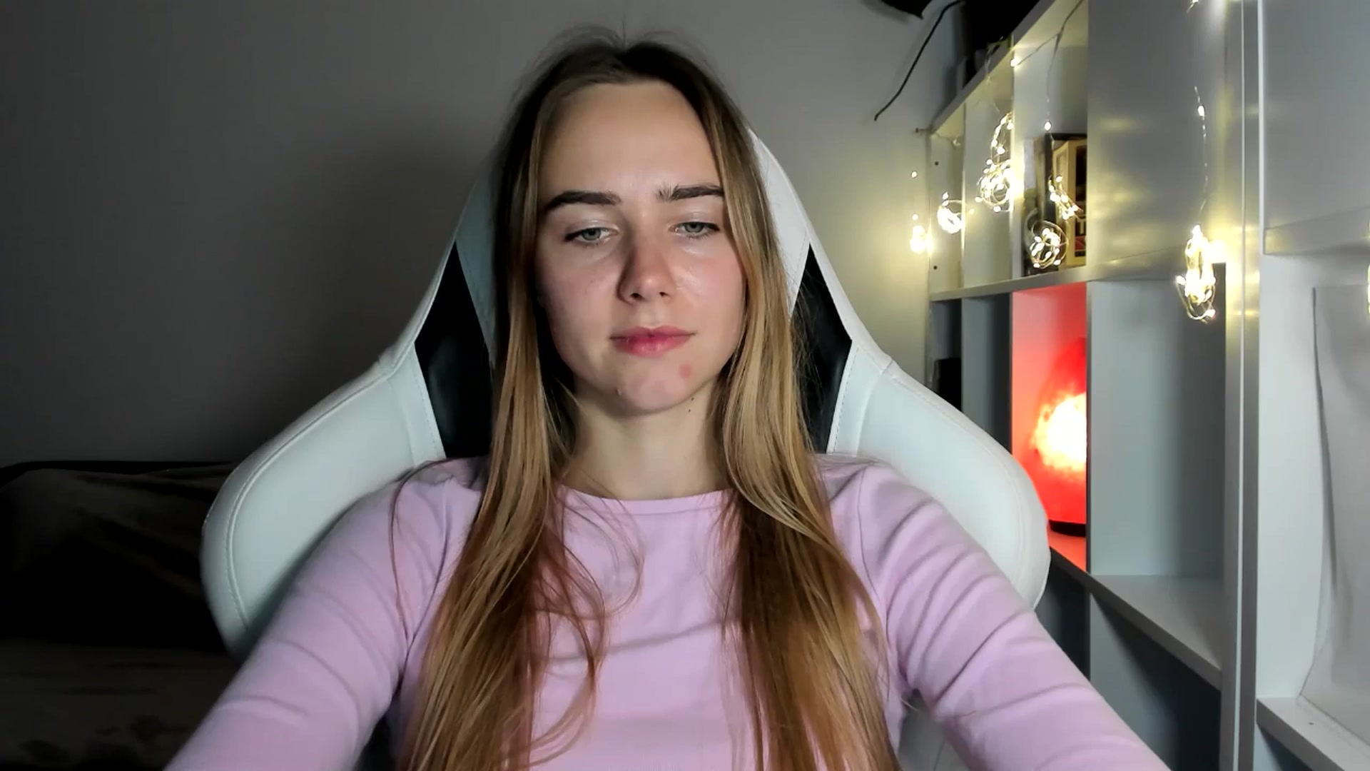 Gallery image thumbnail from OhAlisa's myfreecams stream on, 08/05/2025, 20:02 image 7 of 20