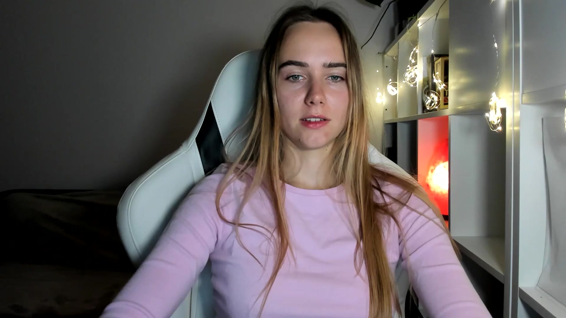 Gallery image thumbnail from OhAlisa's myfreecams stream on, 08/05/2025, 20:02 image 12 of 20