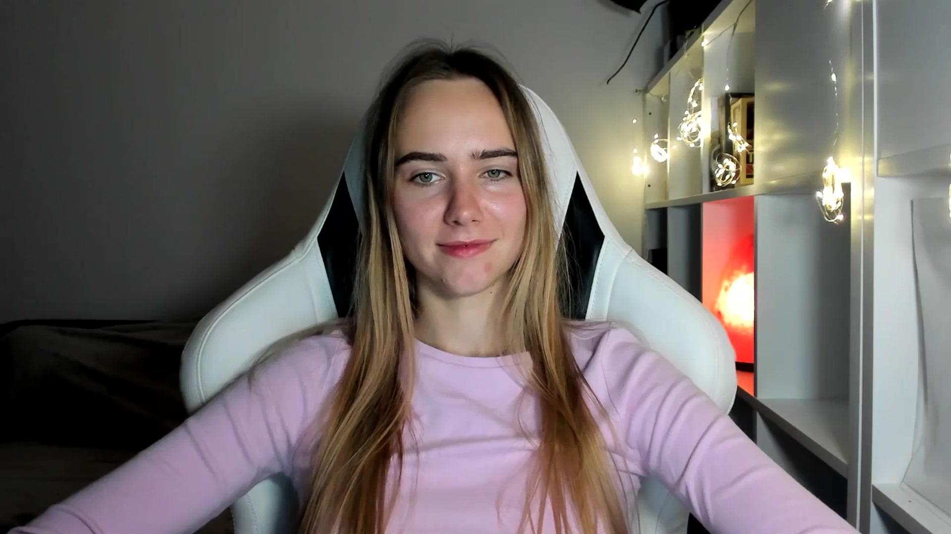 Gallery image thumbnail from OhAlisa's myfreecams stream on, 08/05/2025, 20:02 image 8 of 20