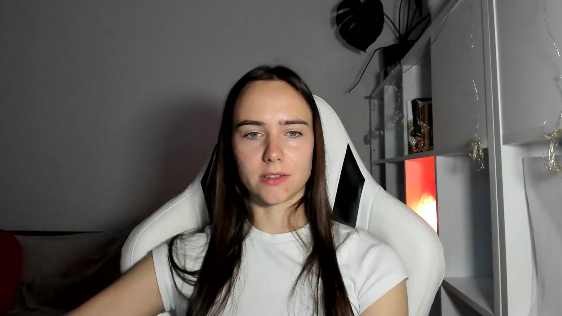 Gallery image thumbnail from OhAlisa's myfreecams stream on, 08/06/2025, 19:13 image 15 of 20