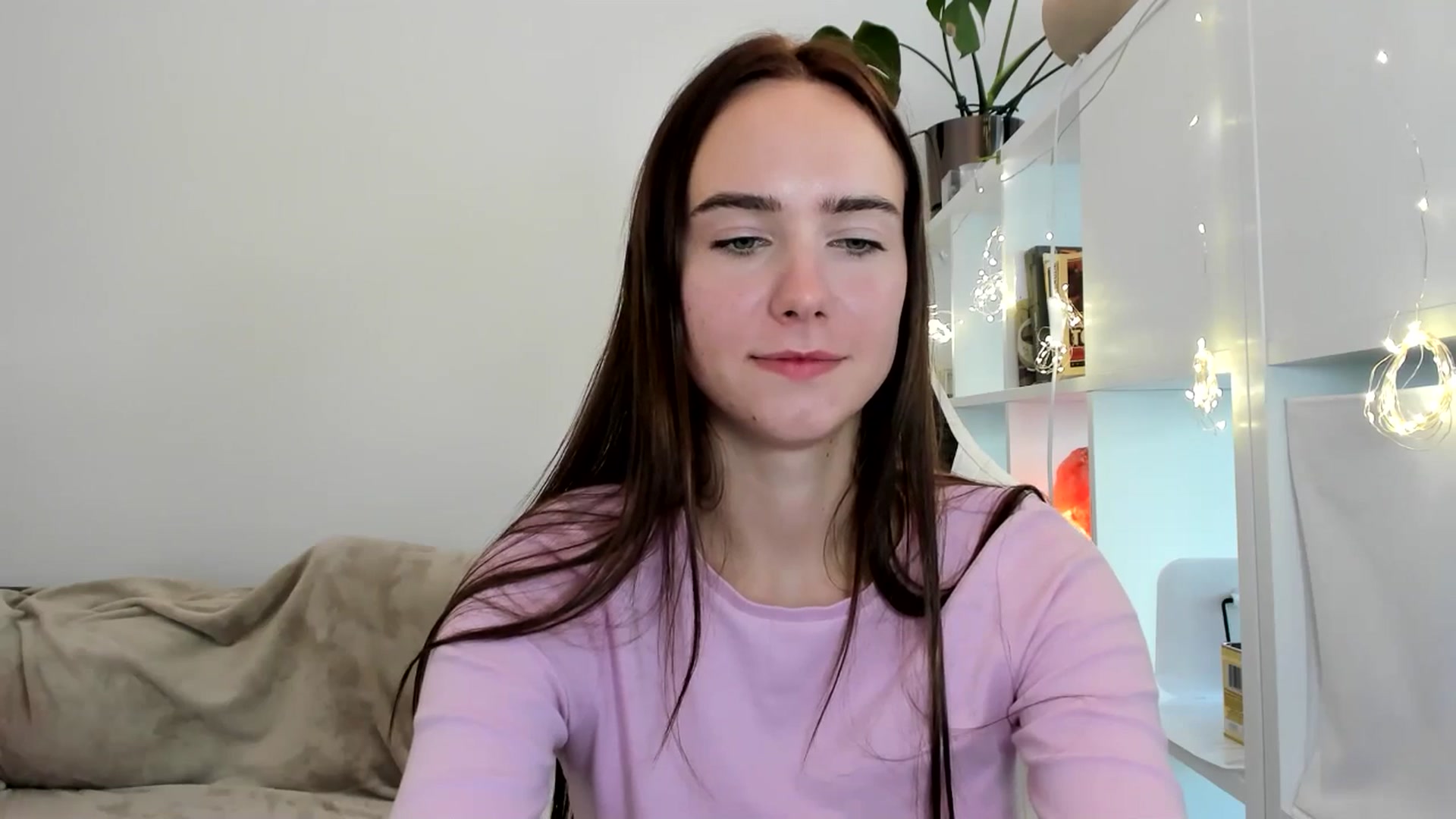 Gallery image thumbnail from OhAlisa's myfreecams stream on, 08/07/2025, 16:01 image 18 of 20