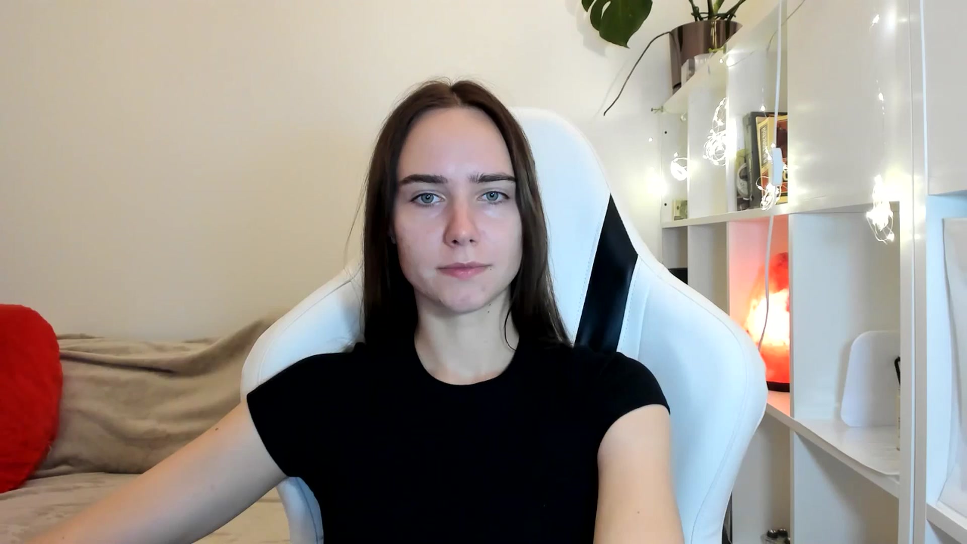 Gallery image thumbnail from OhAlisa's myfreecams stream on, 08/08/2025, 21:08 image 1 of 20