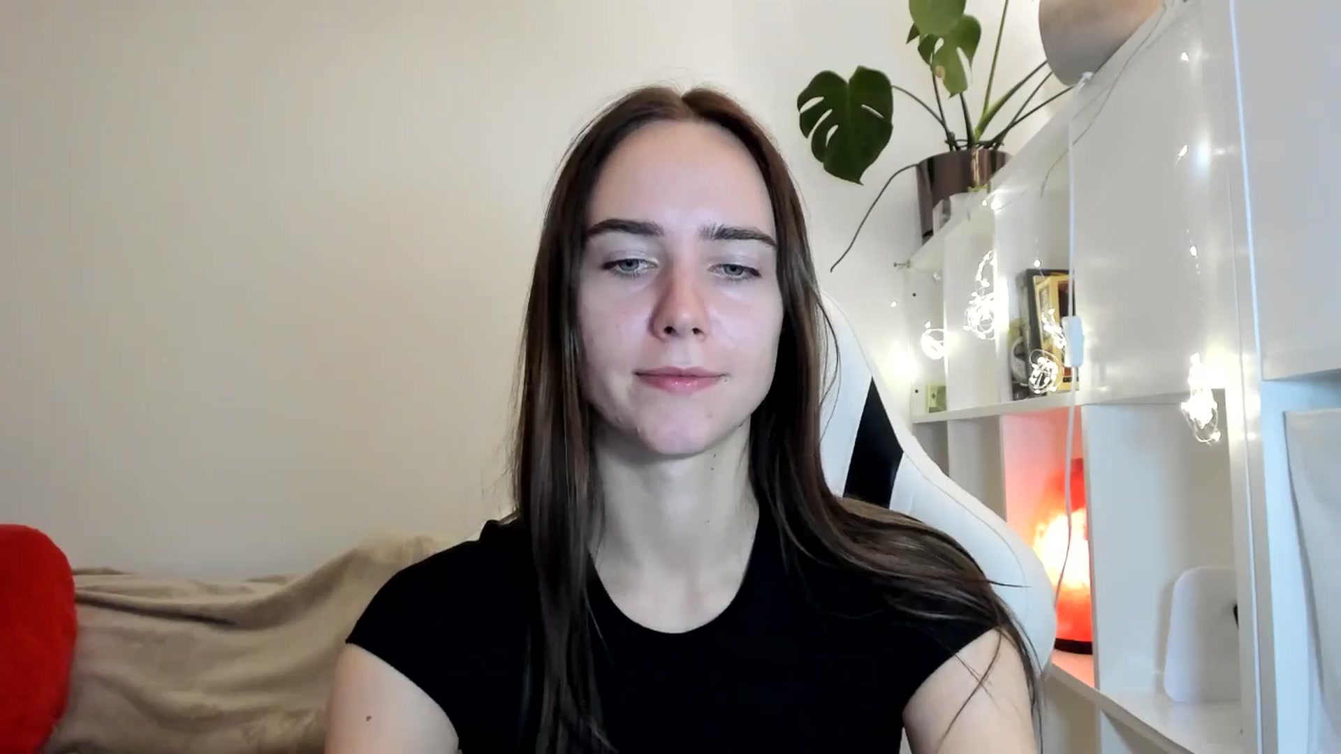 Gallery image thumbnail from OhAlisa's myfreecams stream on, 08/08/2025, 21:08 image 8 of 20