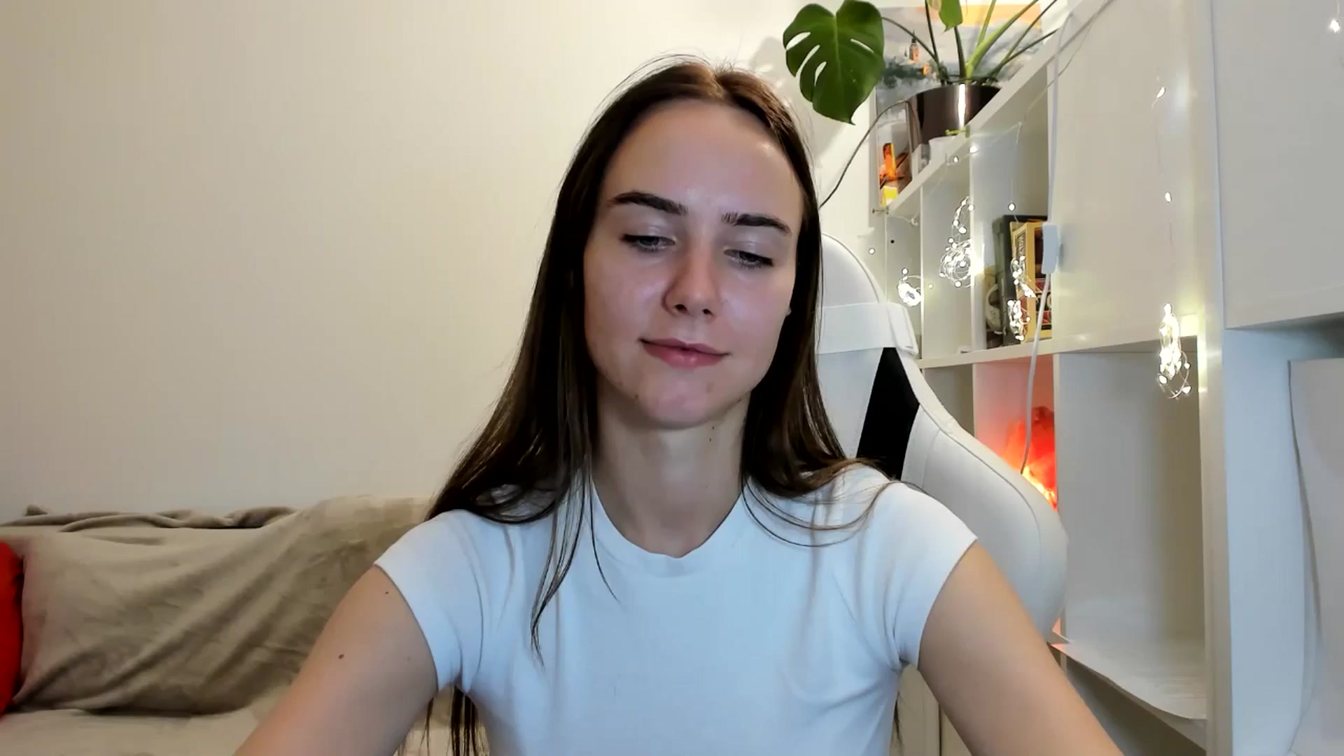 Gallery image thumbnail from OhAlisa's myfreecams stream on, 08/11/2025, 20:38 image 20 of 20