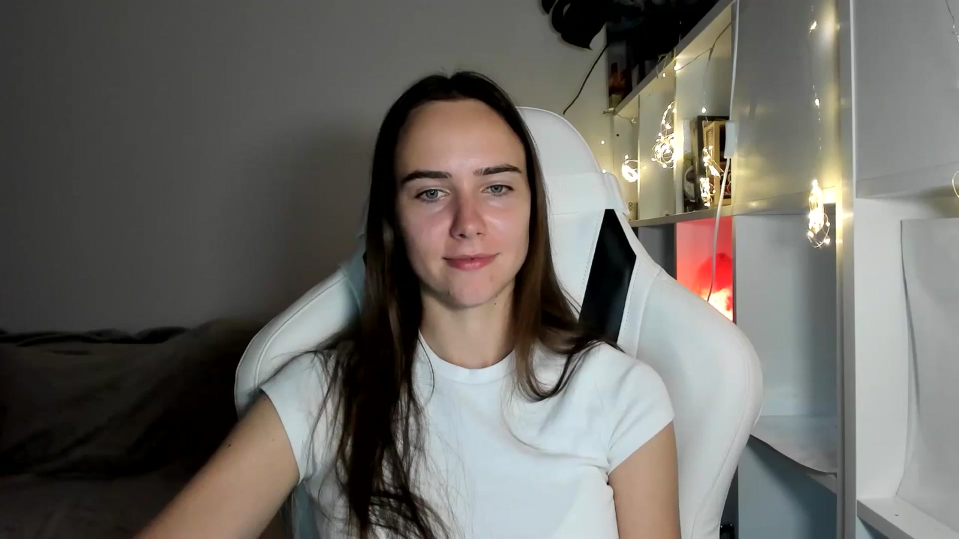 Gallery image thumbnail from OhAlisa's myfreecams stream on, 08/11/2025, 20:38 image 6 of 20