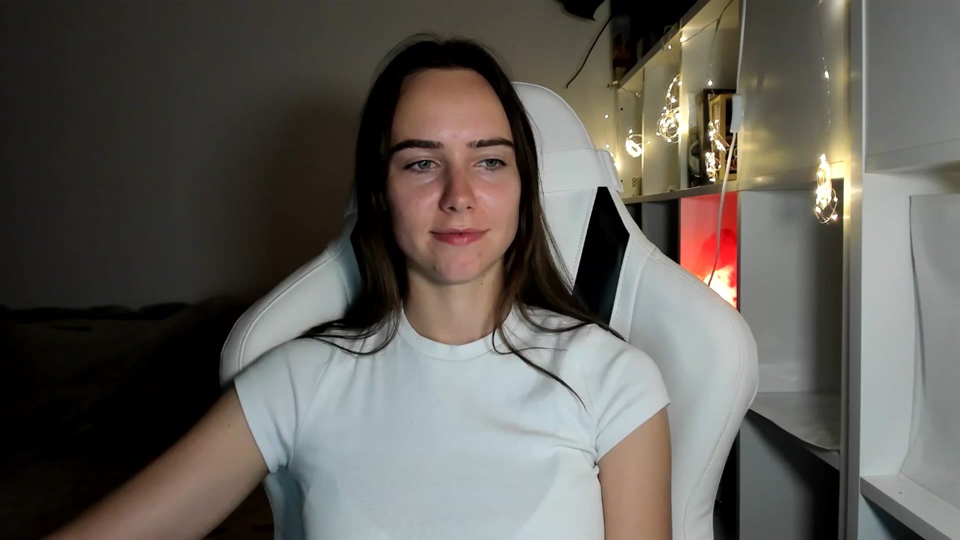 Gallery image thumbnail from OhAlisa's myfreecams stream on, 08/11/2025, 20:38 image 17 of 20