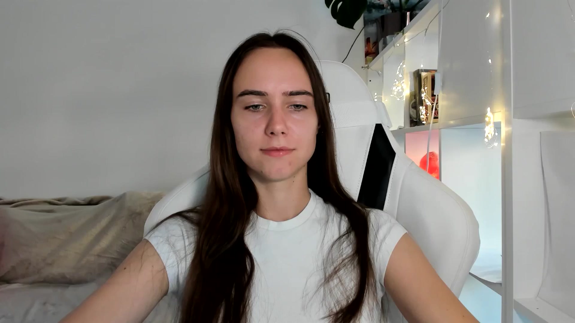 Gallery image thumbnail from OhAlisa's myfreecams stream on, 08/11/2025, 20:38 image 1 of 20