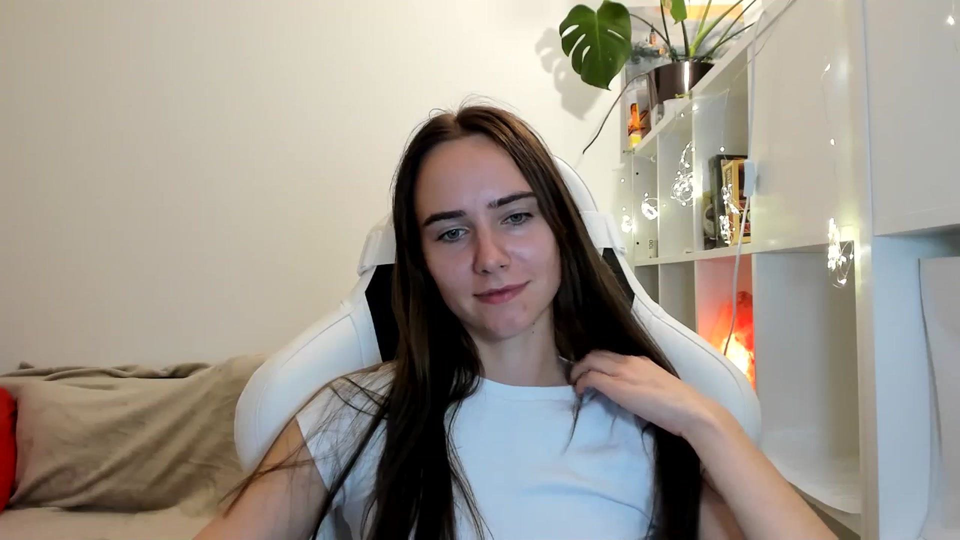 Gallery image thumbnail from OhAlisa's myfreecams stream on, 08/11/2025, 21:22 image 5 of 20