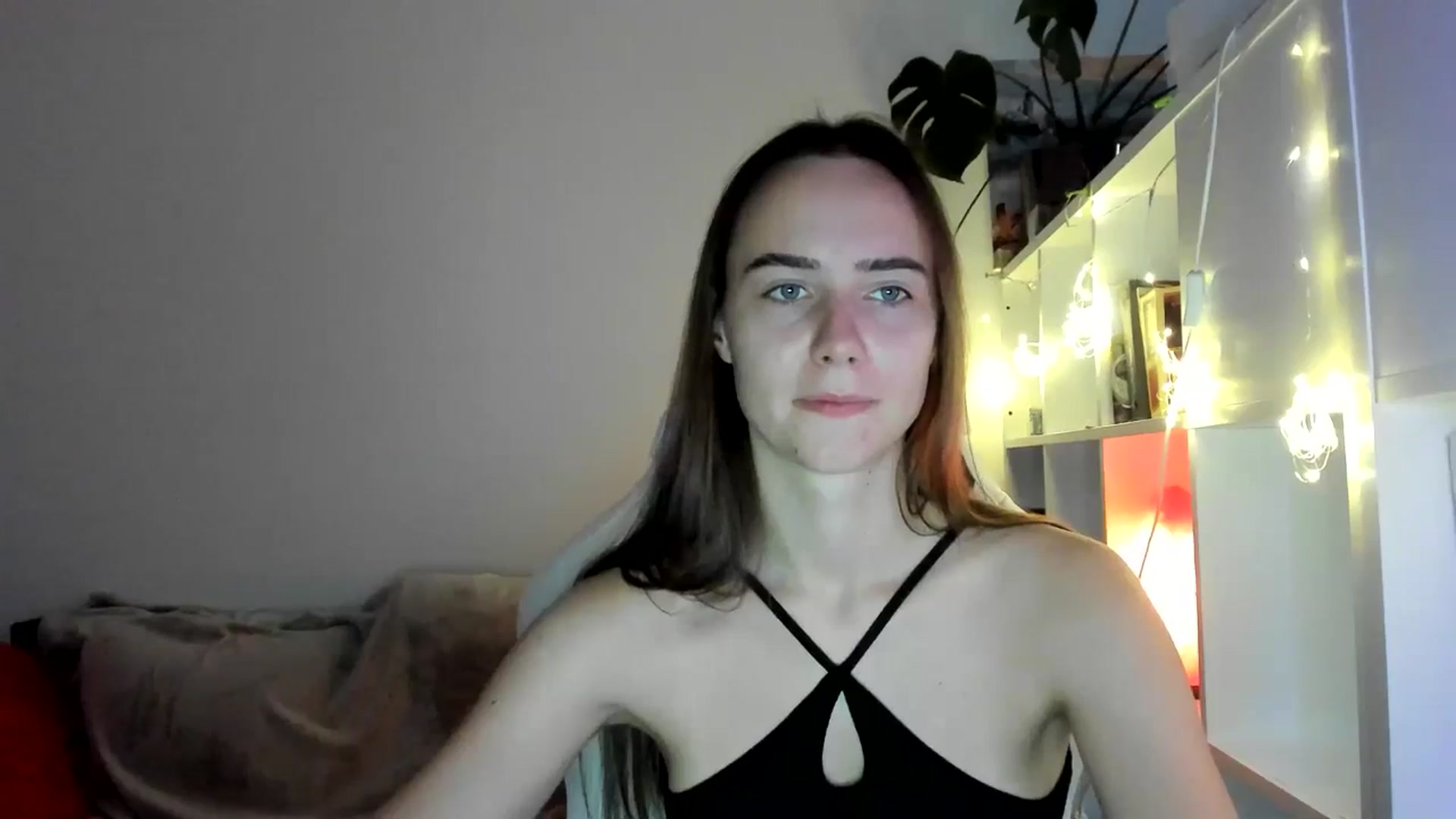 Gallery image thumbnail from OhAlisa's myfreecams stream on, 08/12/2025, 19:41 image 9 of 20