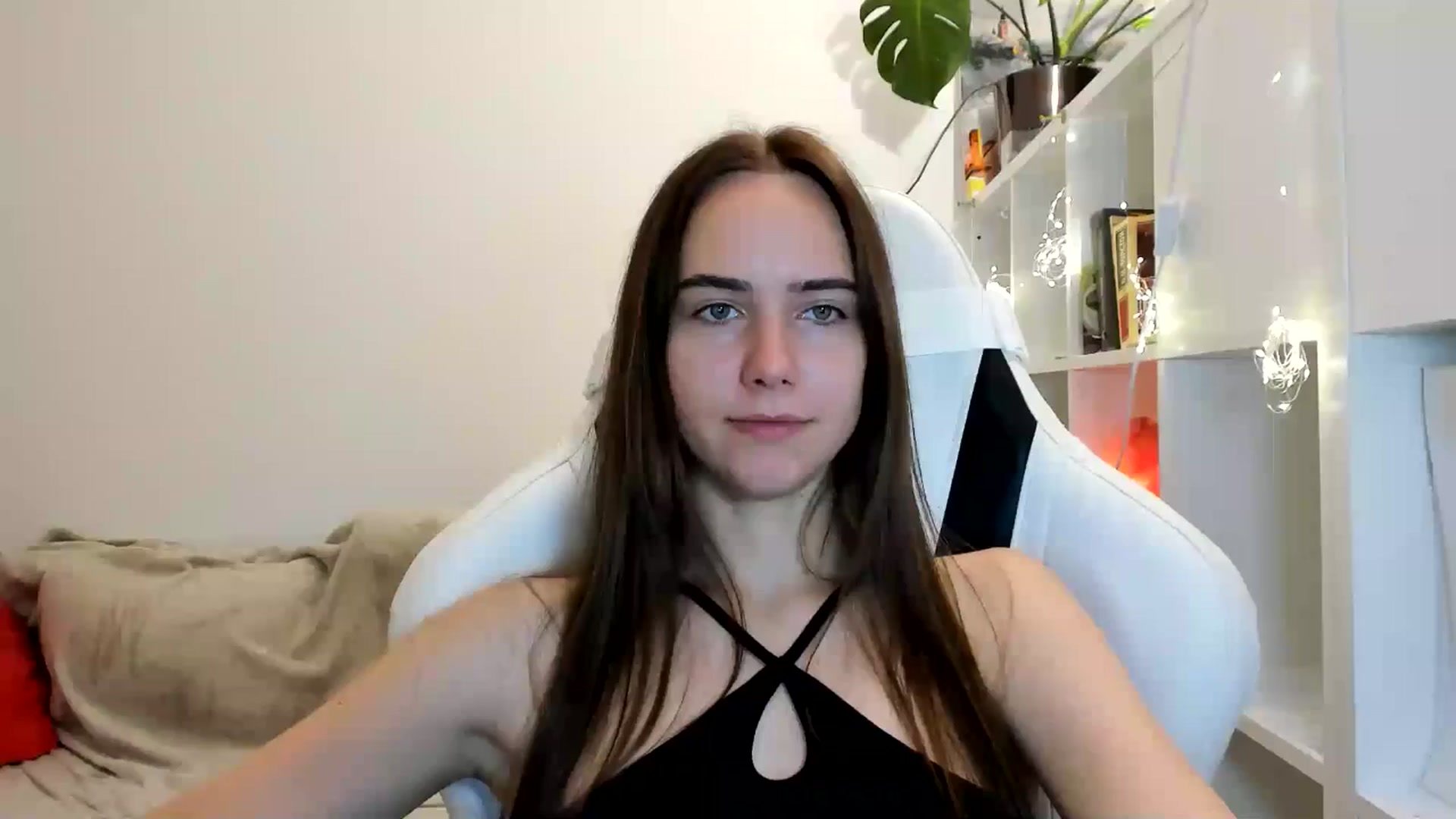 Gallery image thumbnail from OhAlisa's myfreecams stream on, 08/12/2025, 19:41 image 13 of 20
