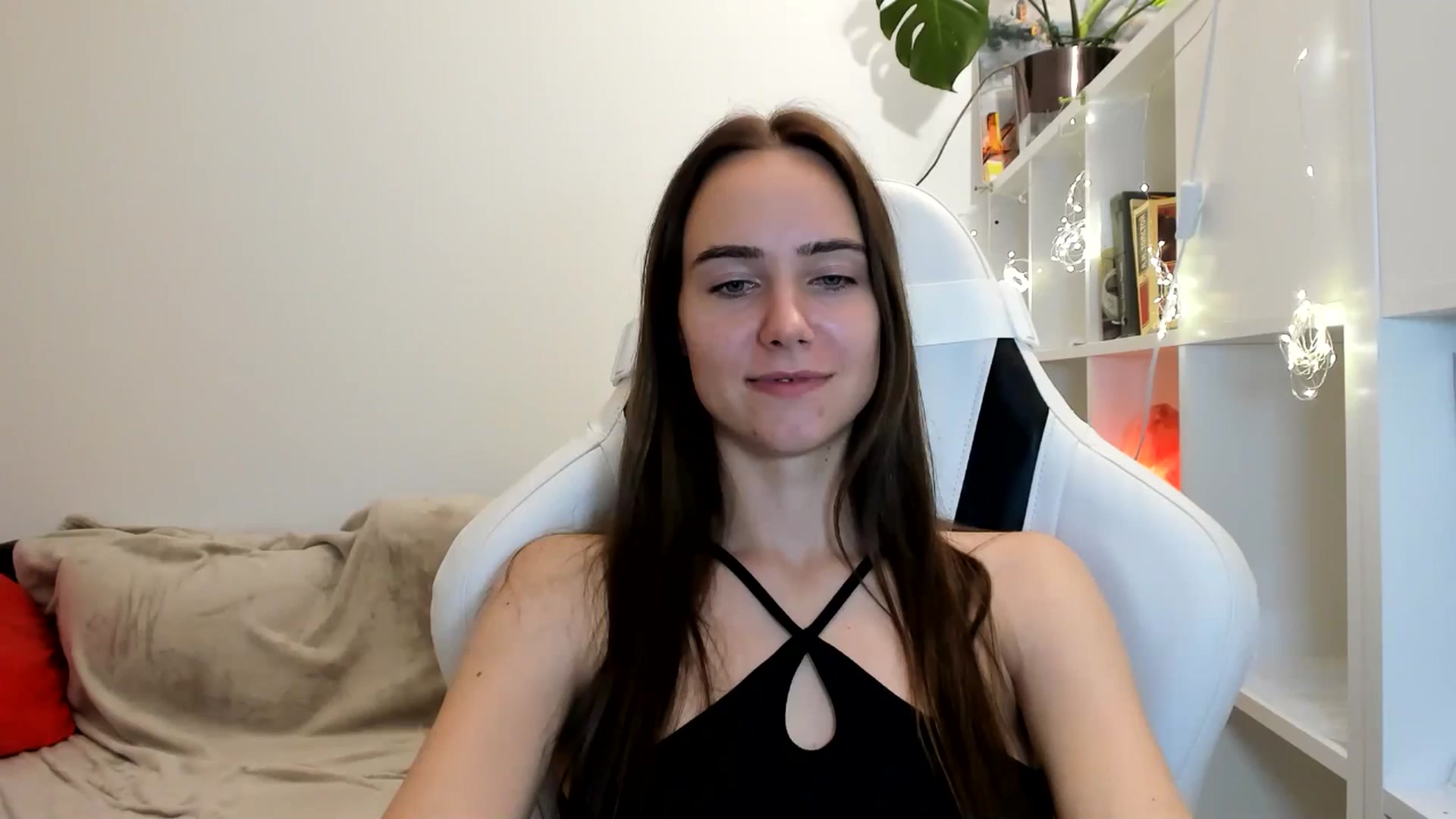 Gallery image thumbnail from OhAlisa's myfreecams stream on, 08/12/2025, 20:55 image 16 of 20