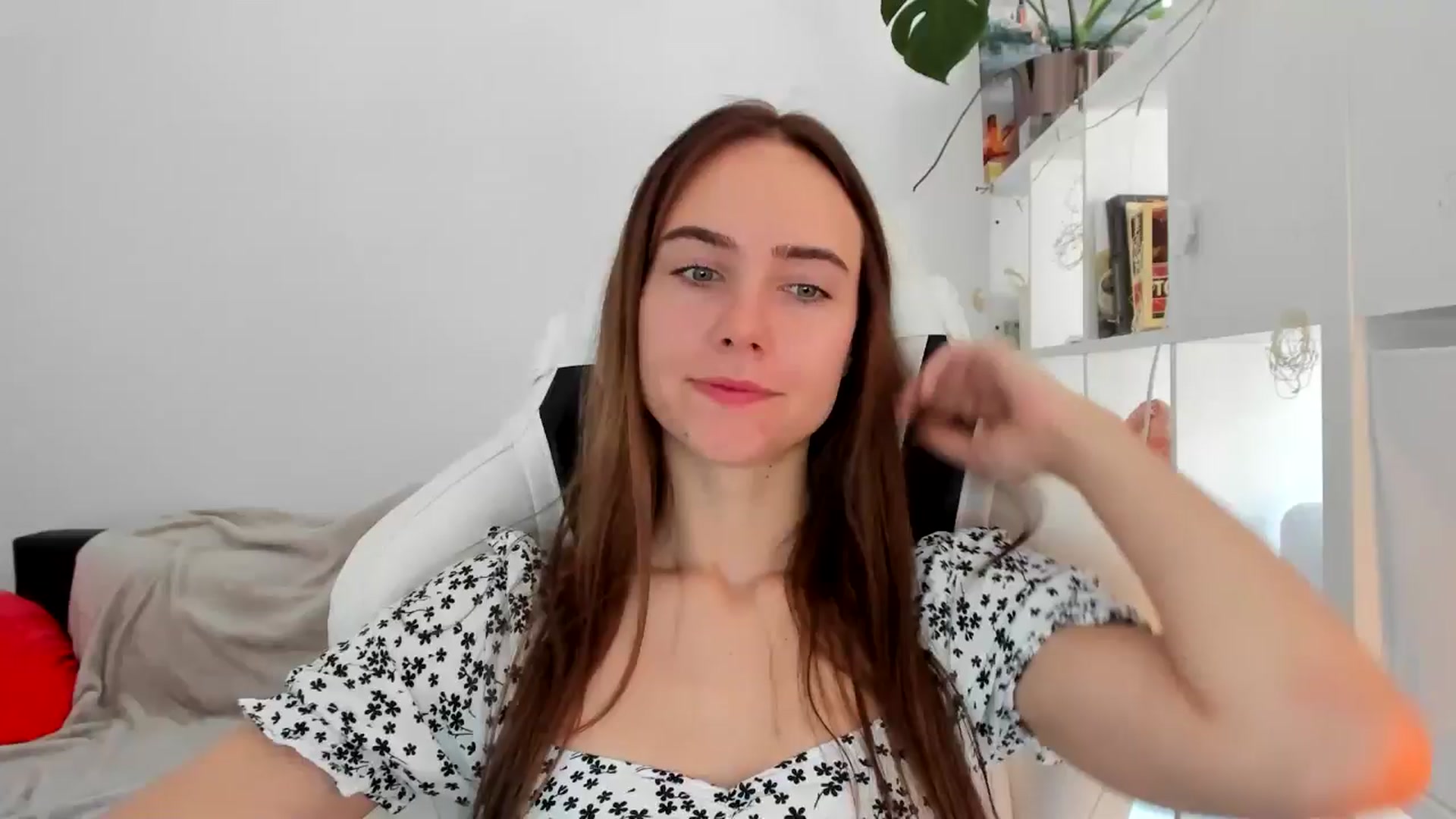 Gallery image thumbnail from OhAlisa's myfreecams stream on, 08/15/2025, 09:16 image 11 of 20