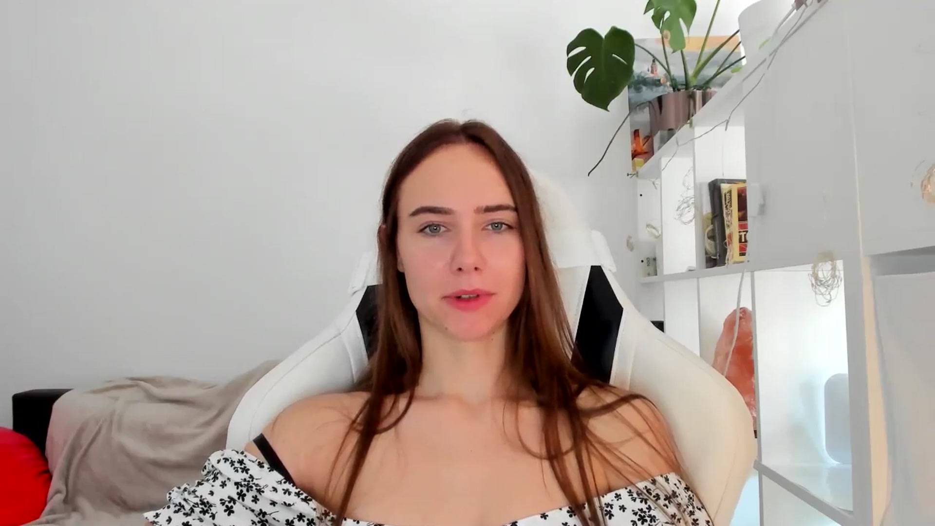 Gallery image thumbnail from OhAlisa's myfreecams stream on, 08/15/2025, 09:16 image 19 of 20