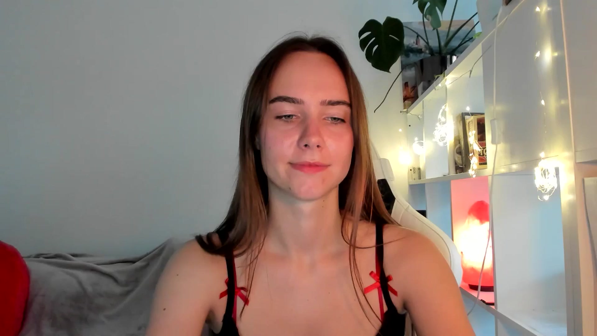 Gallery image thumbnail from OhAlisa's myfreecams stream on, 08/16/2025, 17:46 image 17 of 20