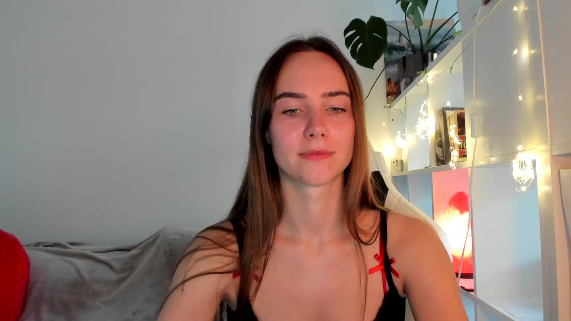 Gallery image thumbnail from OhAlisa's myfreecams stream on, 08/16/2025, 17:46 image 13 of 20
