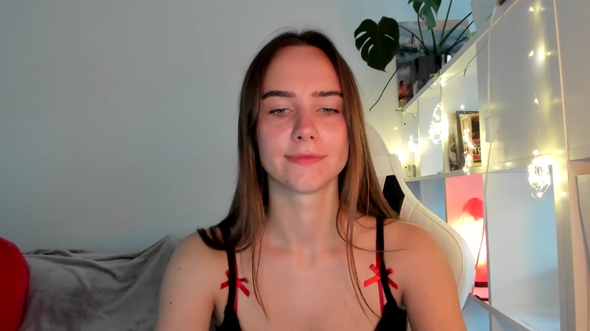 Gallery image thumbnail from OhAlisa's myfreecams stream on, 08/16/2025, 17:46 image 18 of 20