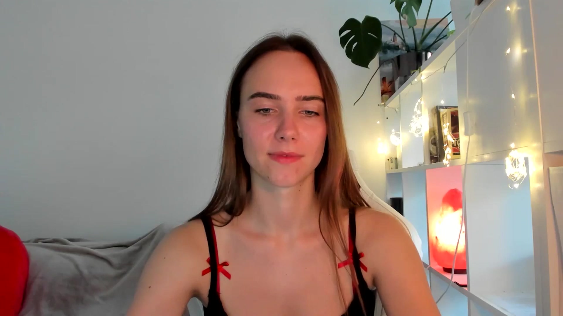 Gallery image thumbnail from OhAlisa's myfreecams stream on, 08/16/2025, 17:46 image 7 of 20