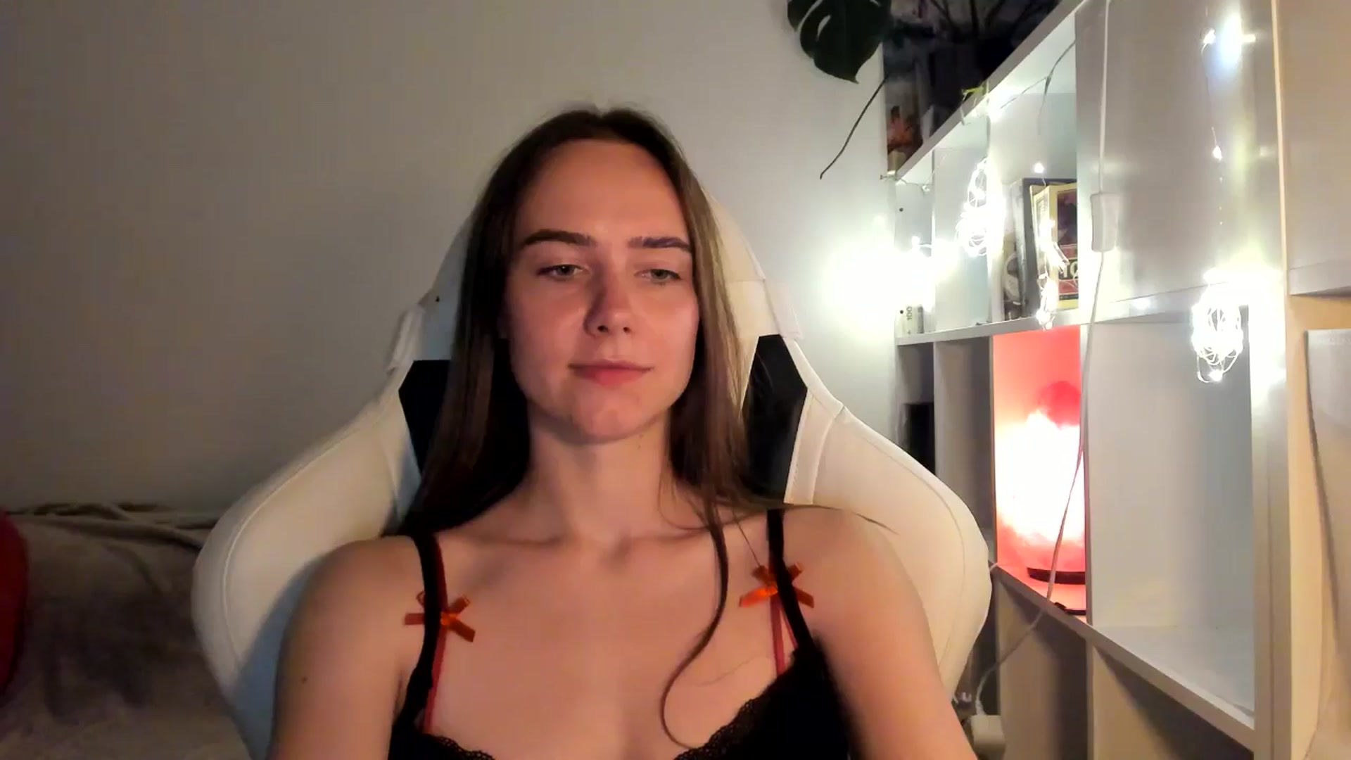 Gallery image thumbnail from OhAlisa's myfreecams stream on, 08/16/2025, 20:14 image 12 of 20