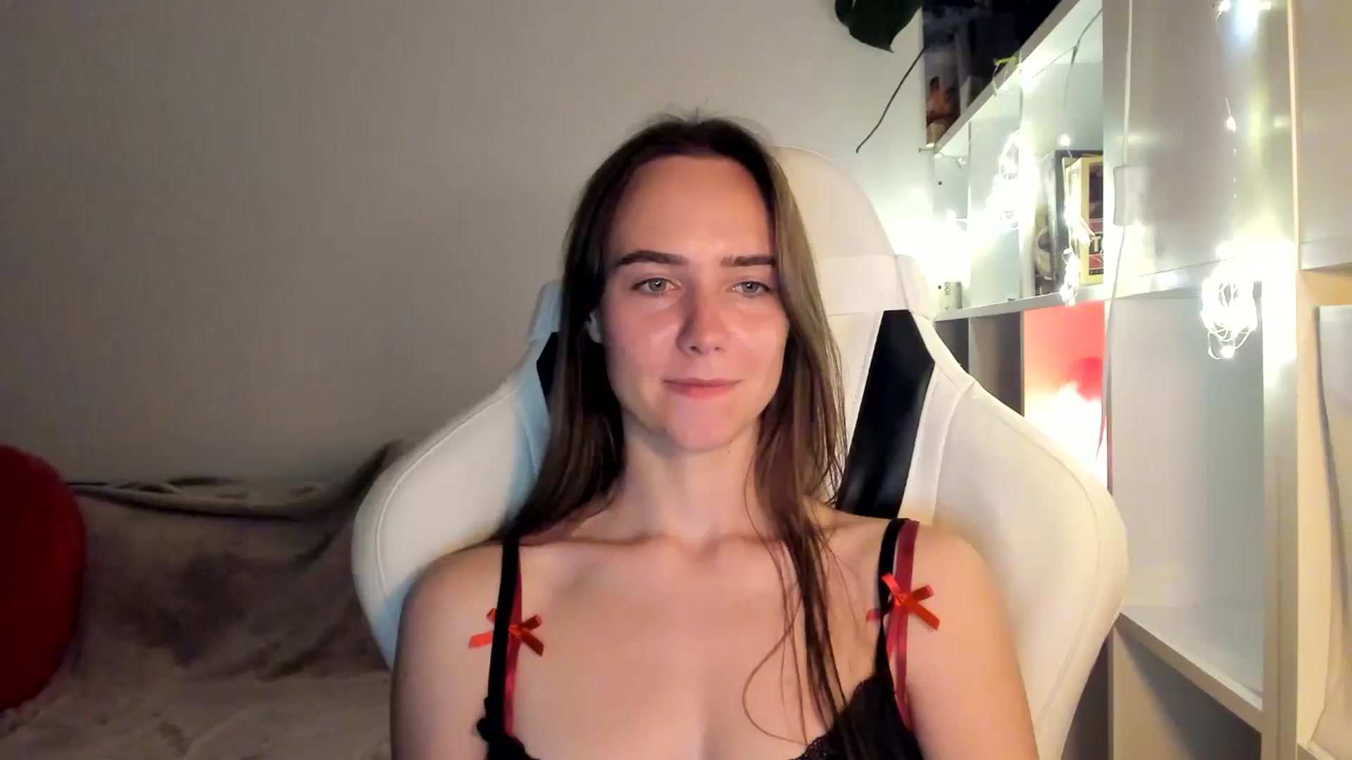 Gallery image thumbnail from OhAlisa's myfreecams stream on, 08/16/2025, 22:59 image 19 of 20