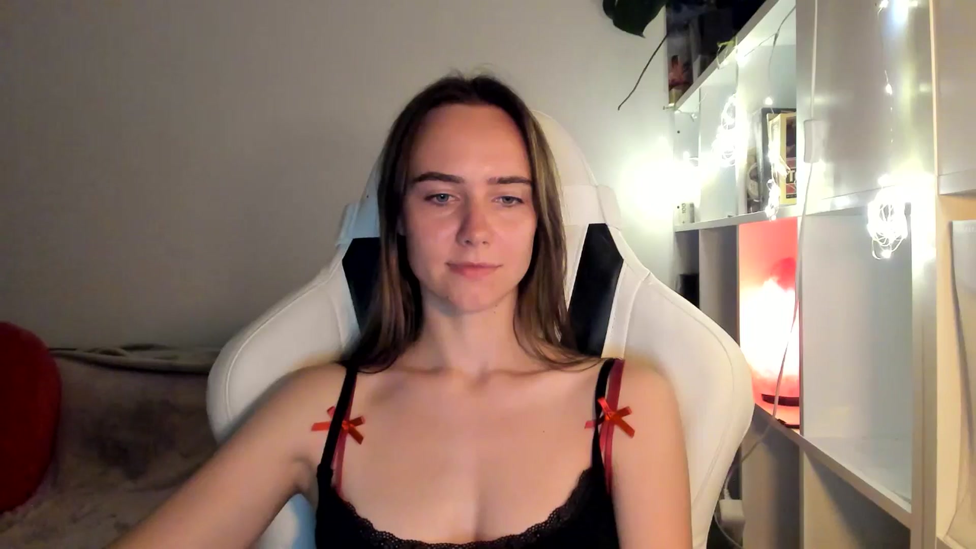 Gallery image thumbnail from OhAlisa's myfreecams stream on, 08/16/2025, 22:59 image 15 of 20