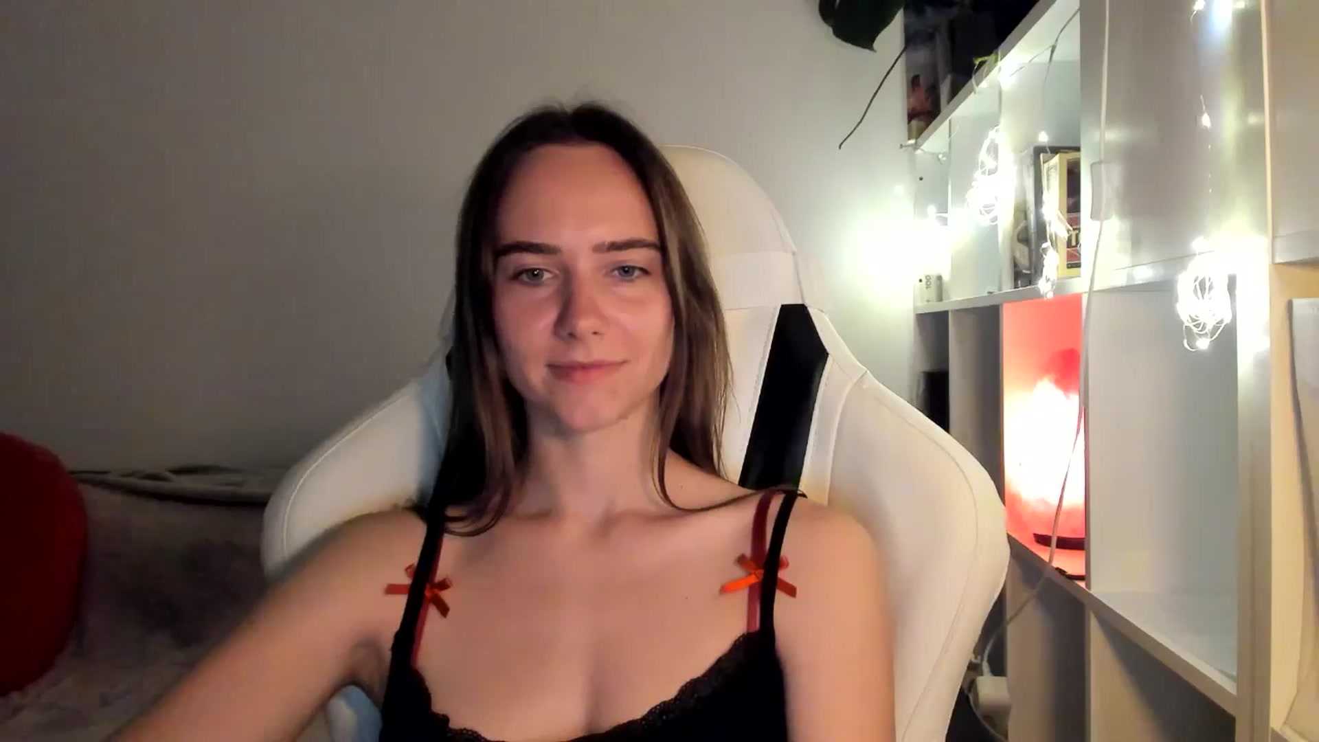 Gallery image thumbnail from OhAlisa's myfreecams stream on, 08/16/2025, 22:59 image 2 of 20