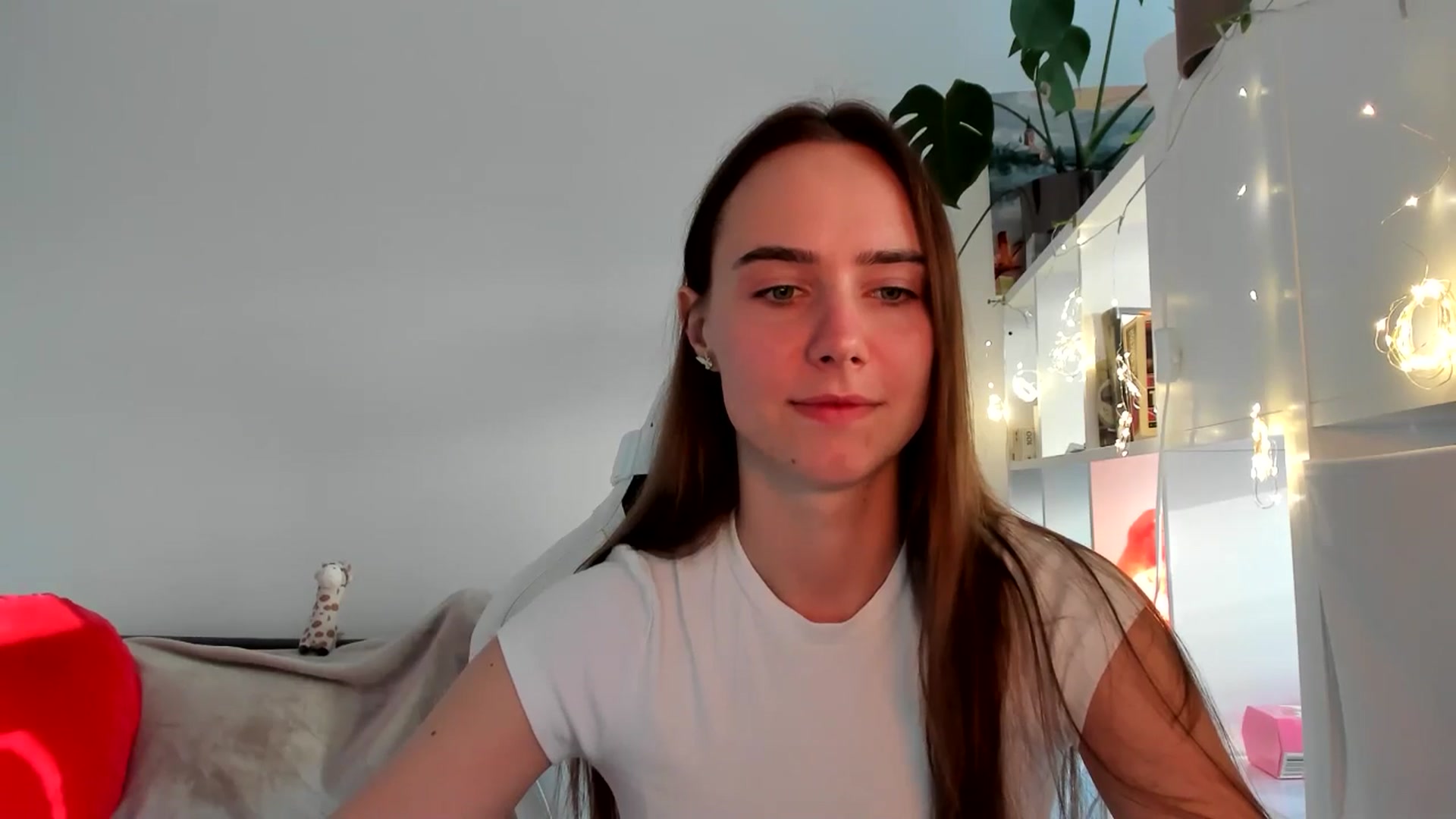 Gallery image thumbnail from OhAlisa's myfreecams stream on, 08/17/2025, 17:06 image 3 of 20