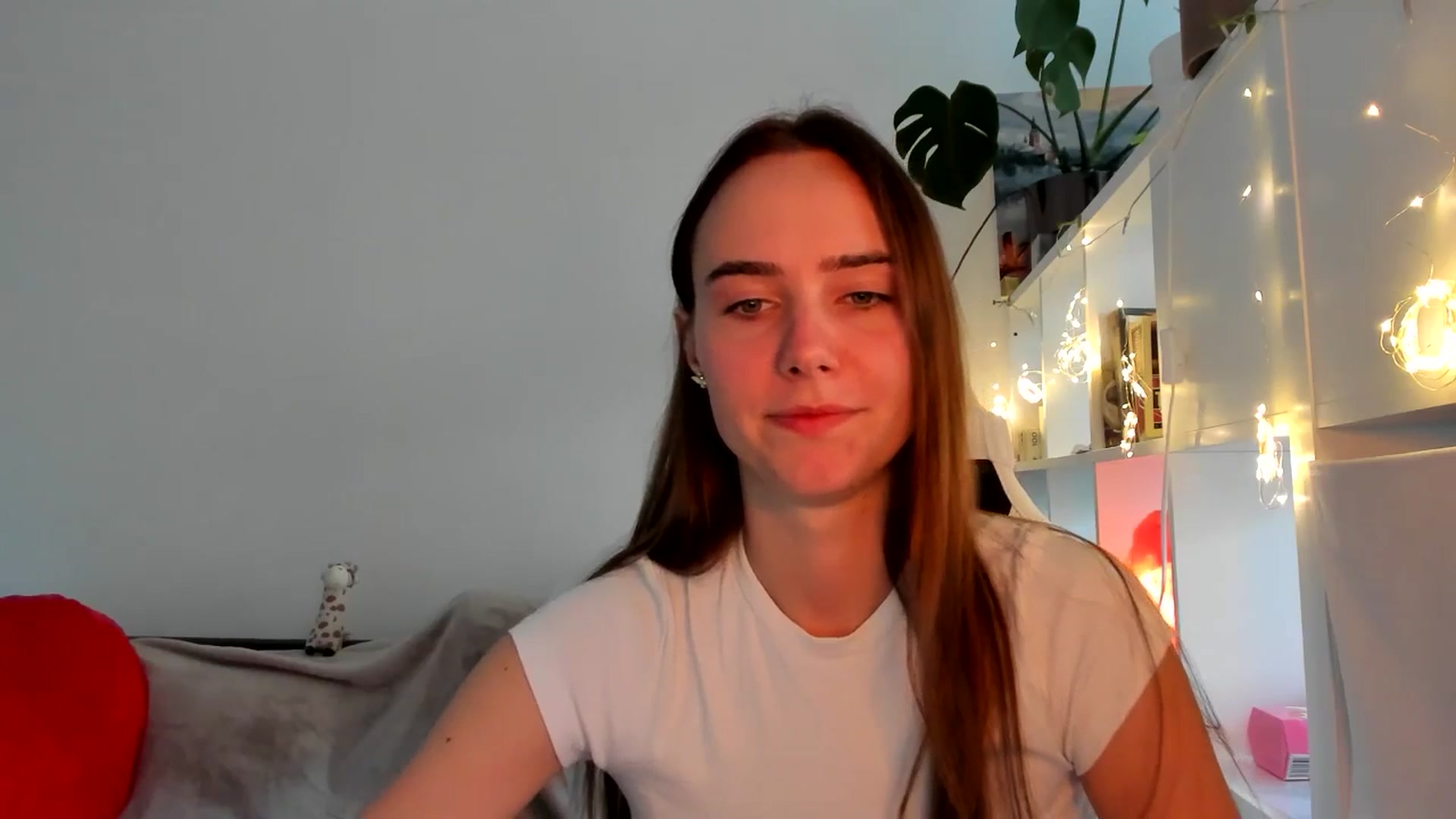 Gallery image thumbnail from OhAlisa's myfreecams stream on, 08/17/2025, 17:06 image 5 of 20