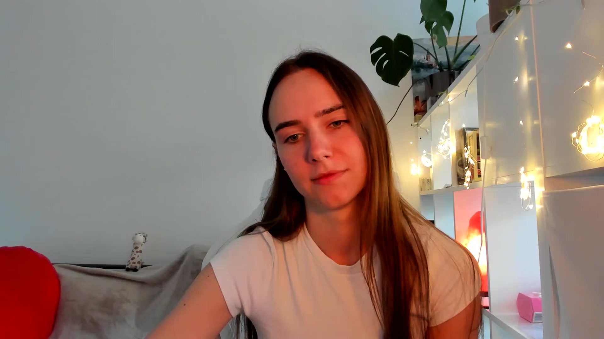 Gallery image thumbnail from OhAlisa's myfreecams stream on, 08/17/2025, 17:06 image 4 of 20