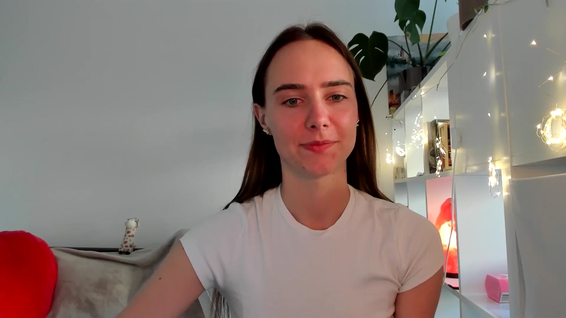 Gallery image thumbnail from OhAlisa's myfreecams stream on, 08/17/2025, 17:06 image 8 of 20