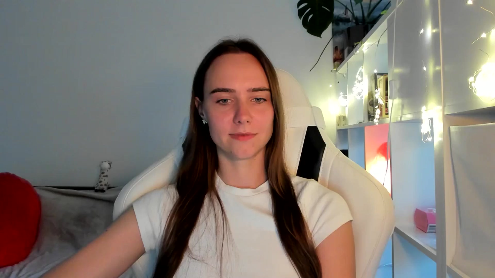 Gallery image thumbnail from OhAlisa's myfreecams stream on, 08/17/2025, 17:57 image 14 of 20
