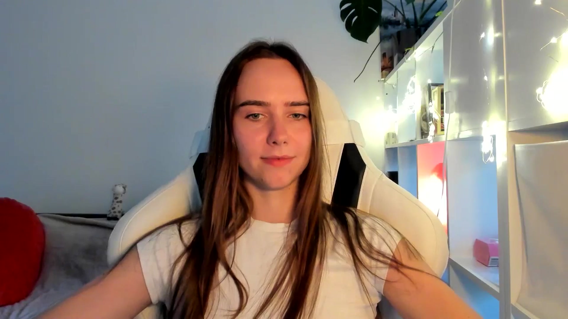 Gallery image thumbnail from OhAlisa's myfreecams stream on, 08/17/2025, 17:57 image 17 of 20