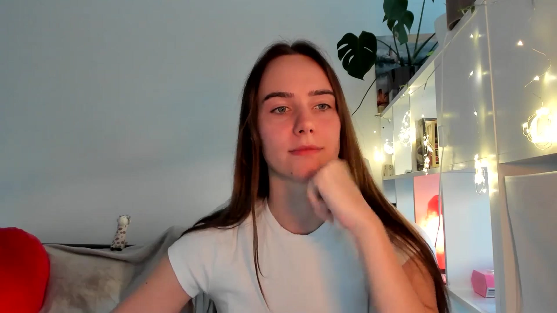 Gallery image thumbnail from OhAlisa's myfreecams stream on, 08/17/2025, 17:57 image 3 of 20