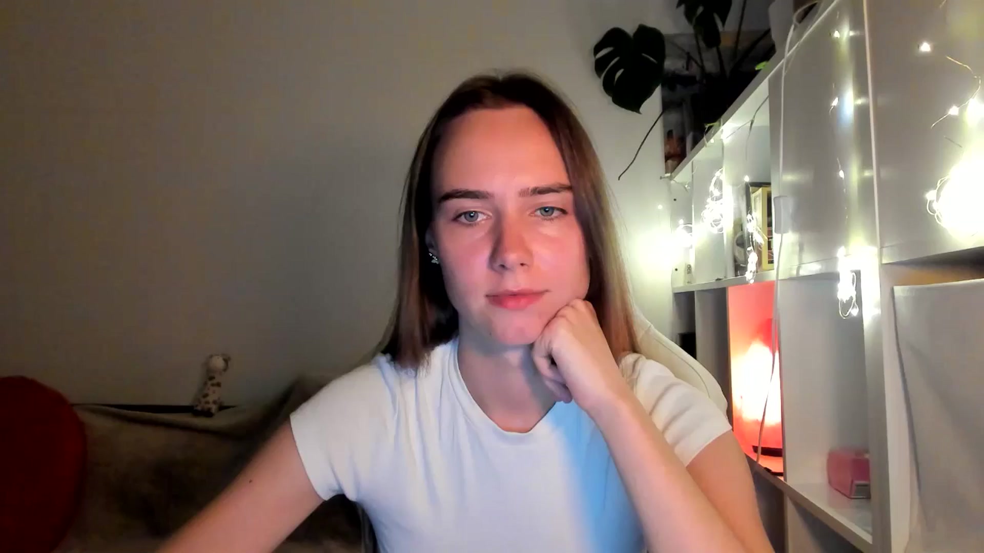 Gallery image thumbnail from OhAlisa's myfreecams stream on, 08/17/2025, 20:06 image 1 of 20