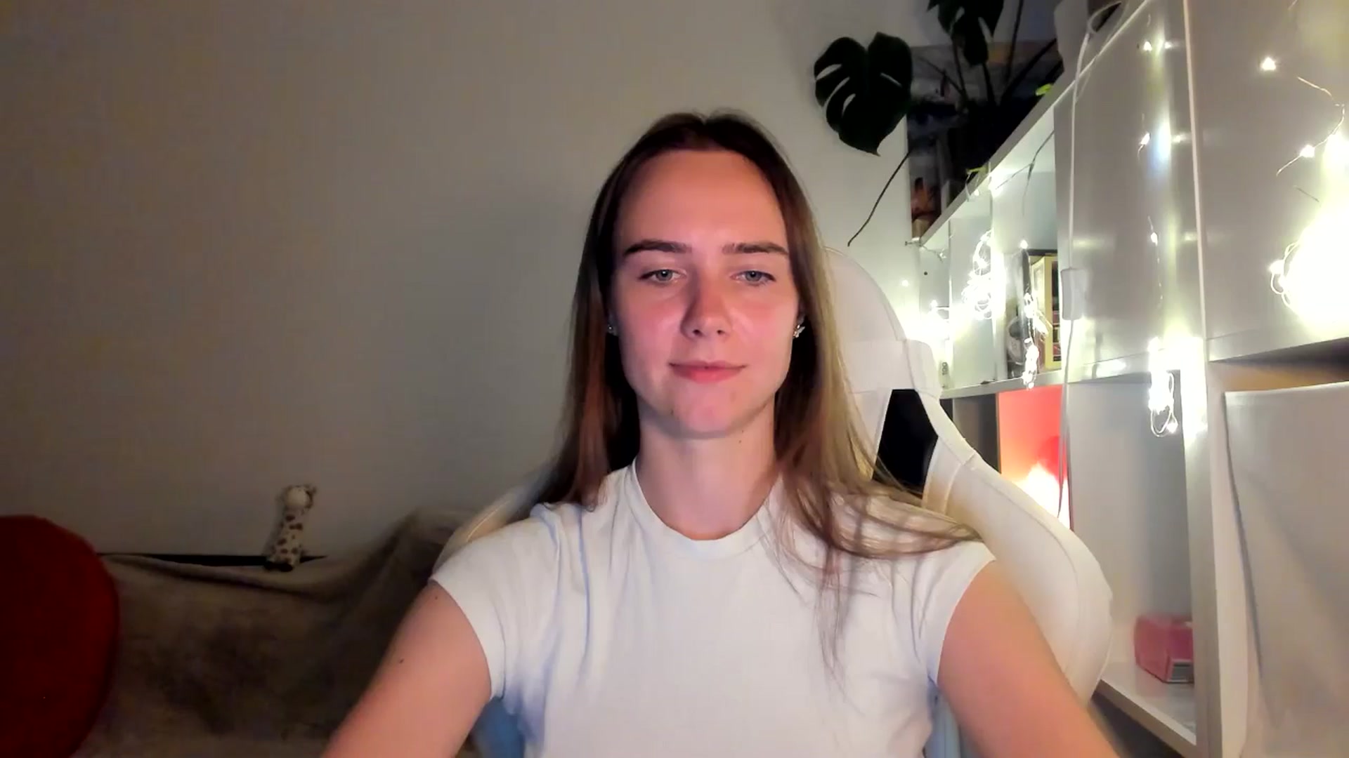 Gallery image thumbnail from OhAlisa's myfreecams stream on, 08/17/2025, 20:06 image 8 of 20